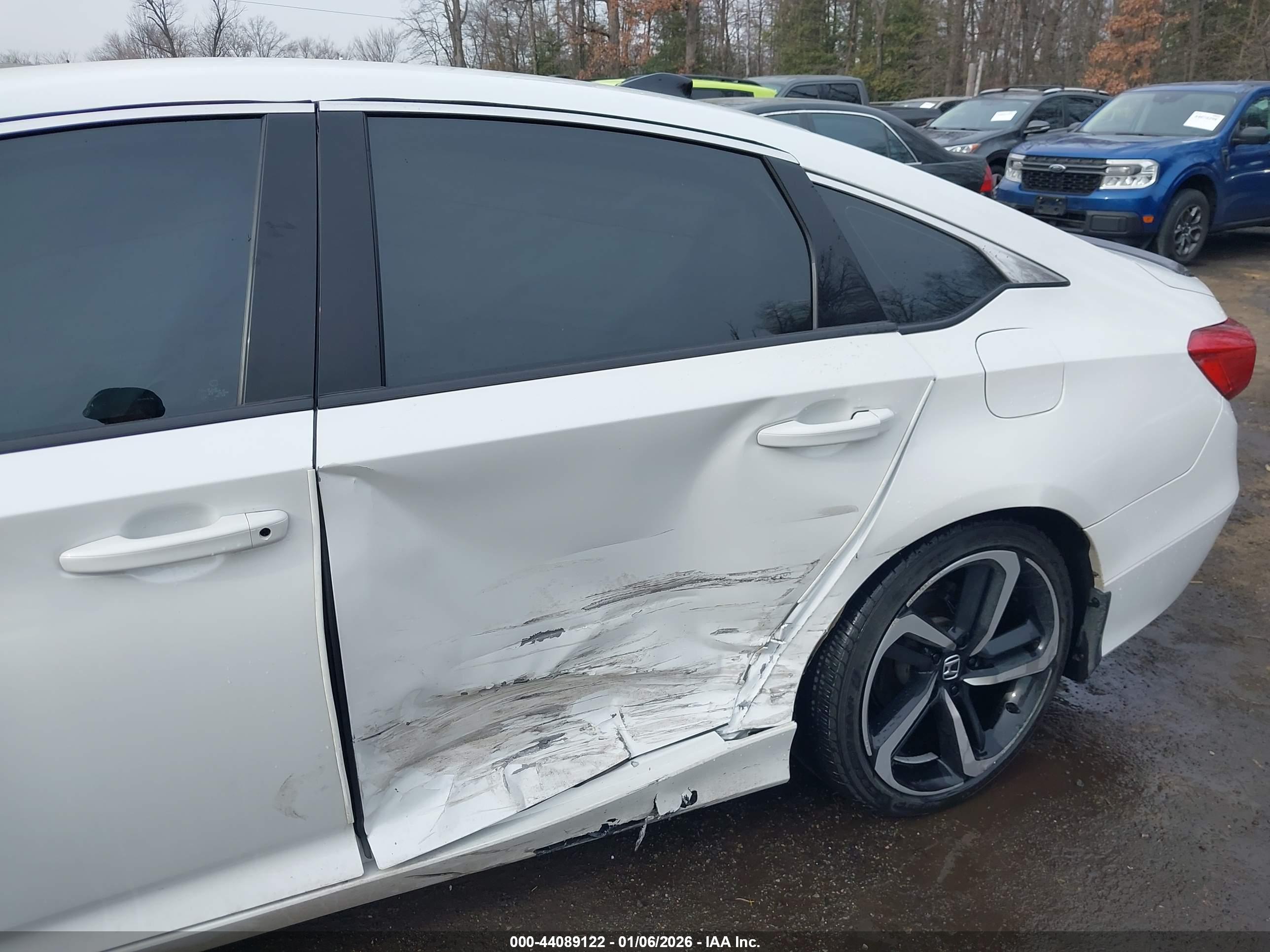 HONDA ACCORD image 6