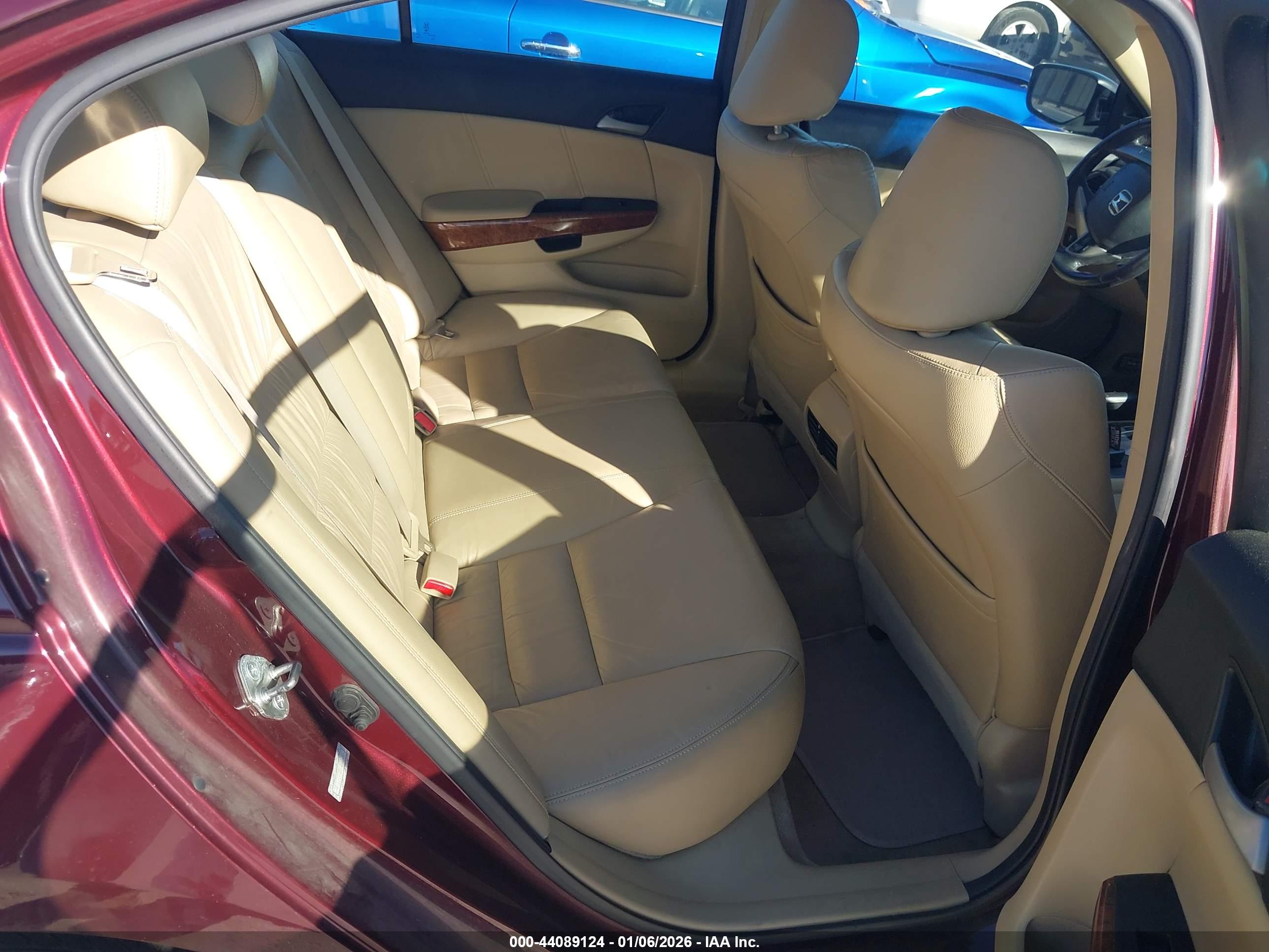 HONDA ACCORD image 8