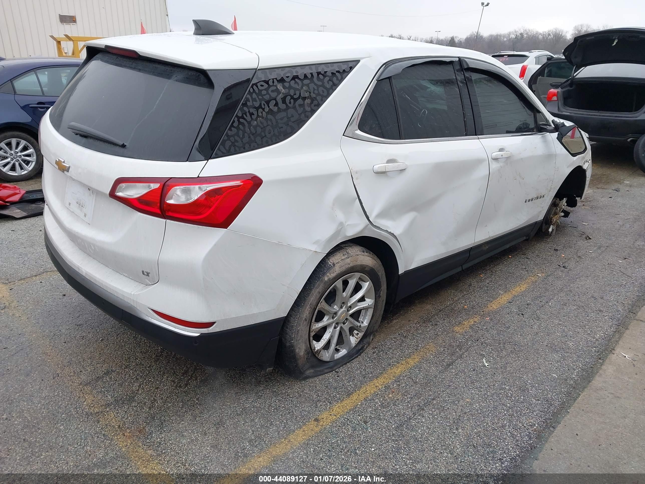 CHEVROLET EQUINOX image 4