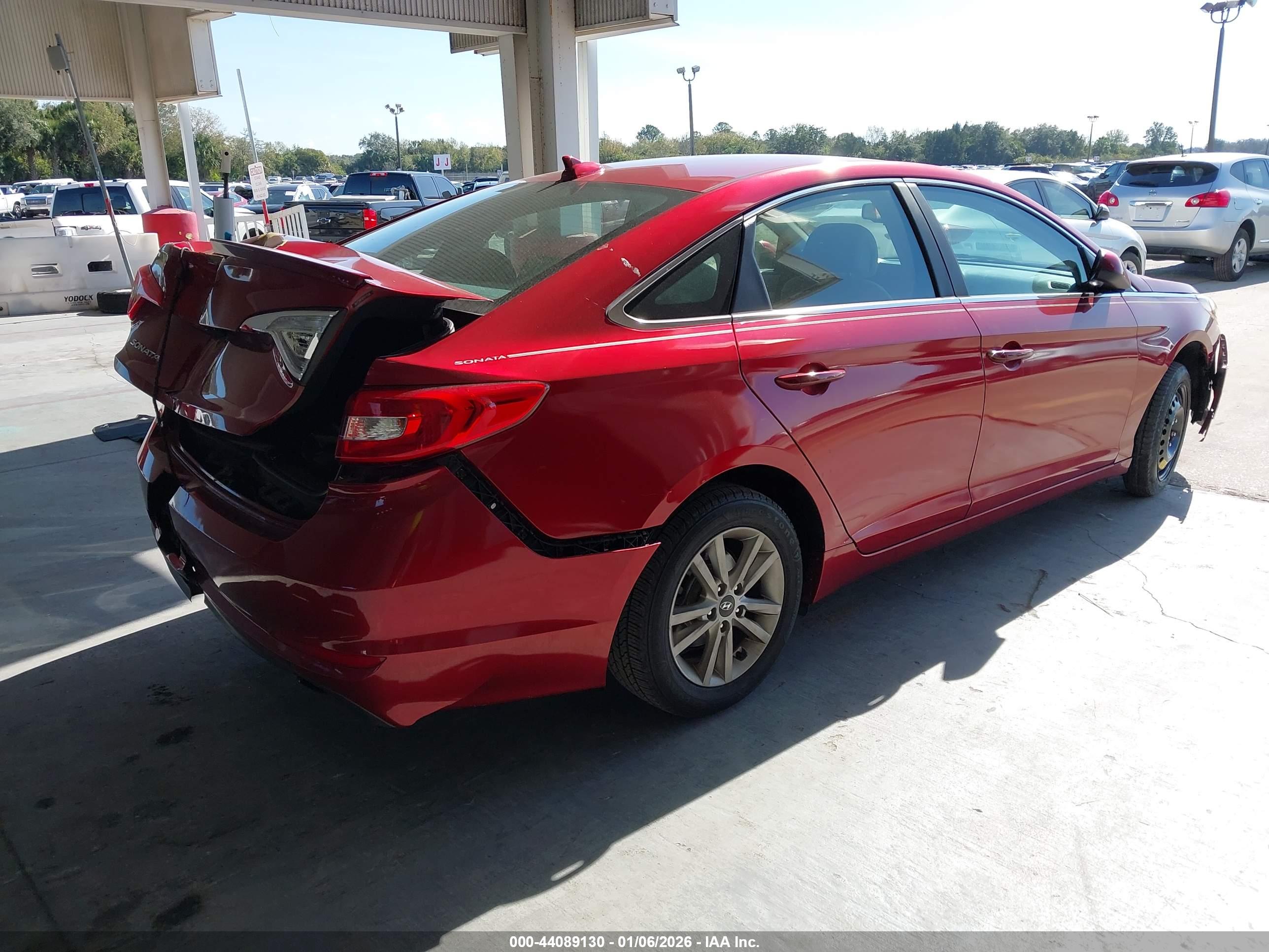 HYUNDAI SONATA image 4