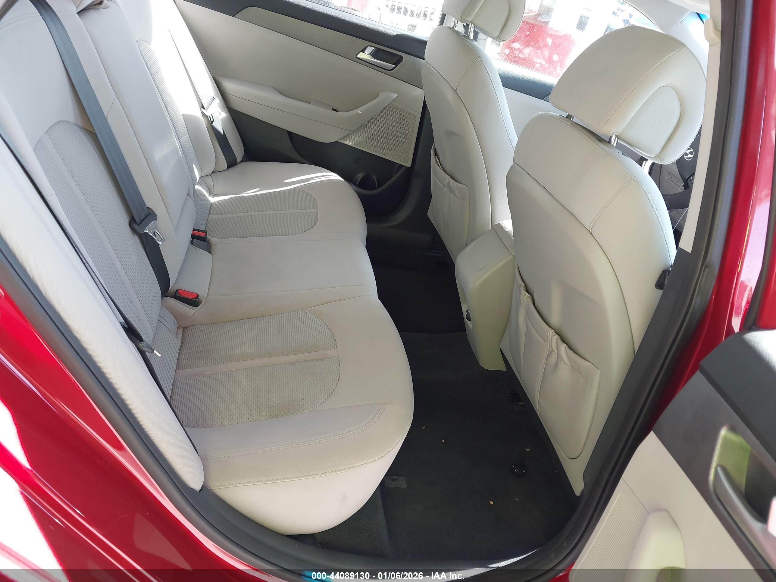 HYUNDAI SONATA image 8