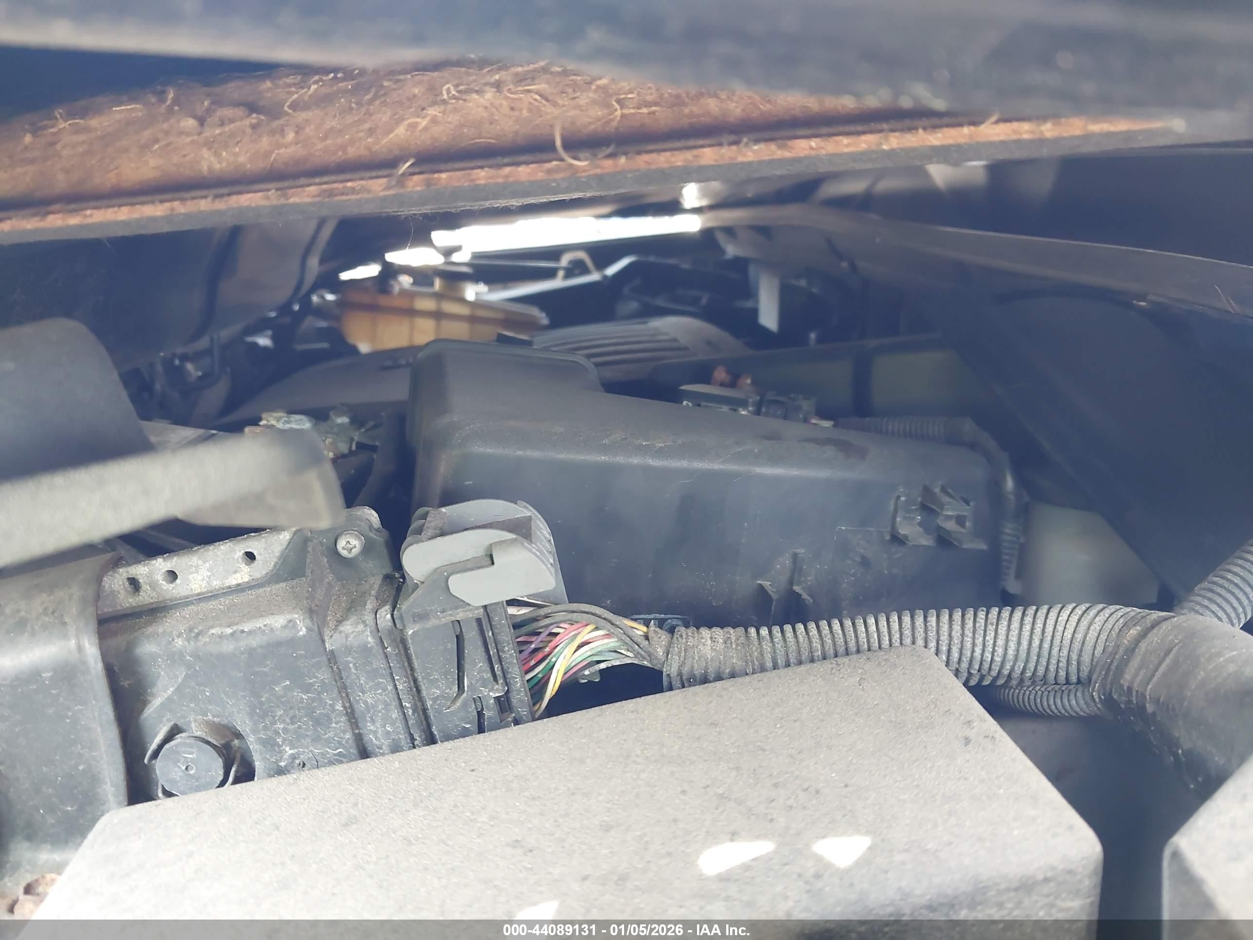 TOYOTA RAV4 image 10