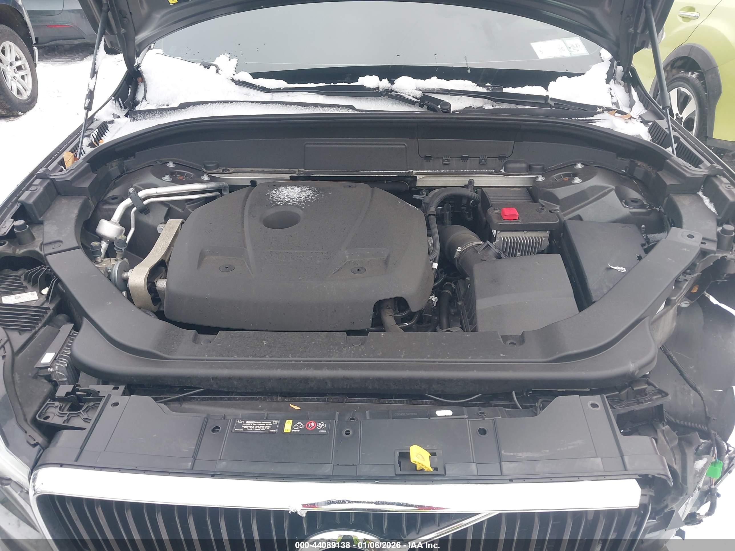 VOLVO XC60 image 10