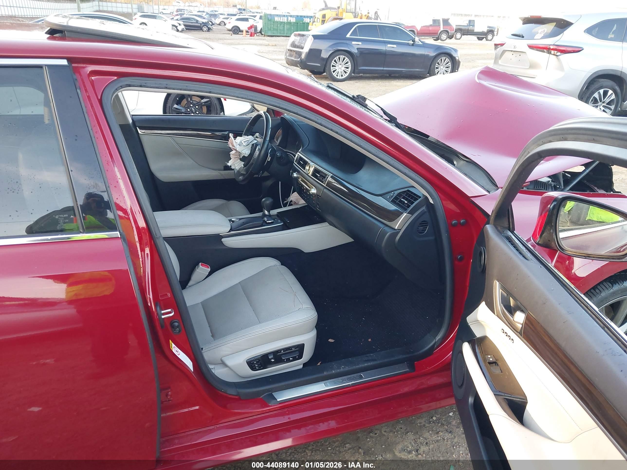 LEXUS GS image 5