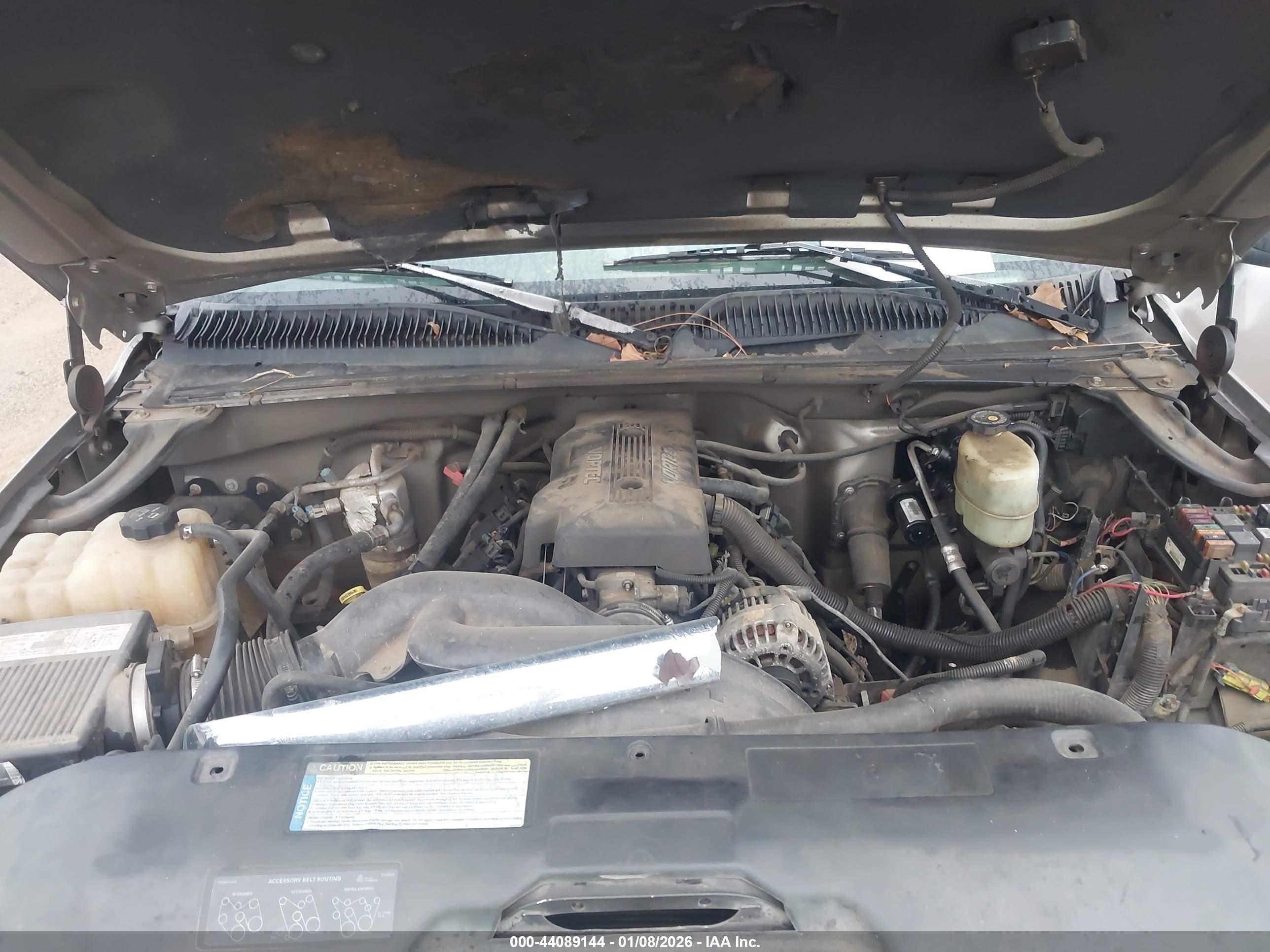 CHEVROLET SILVERADO image 10