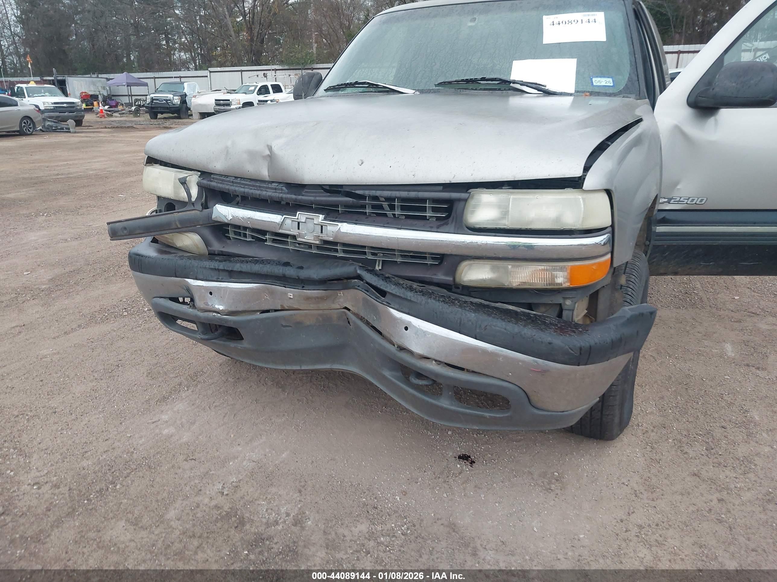 CHEVROLET SILVERADO image 6