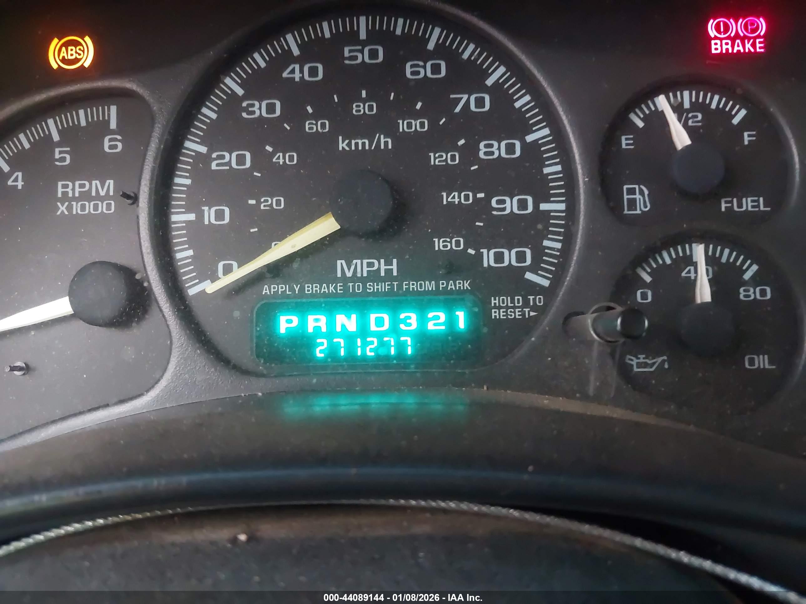 CHEVROLET SILVERADO image 7