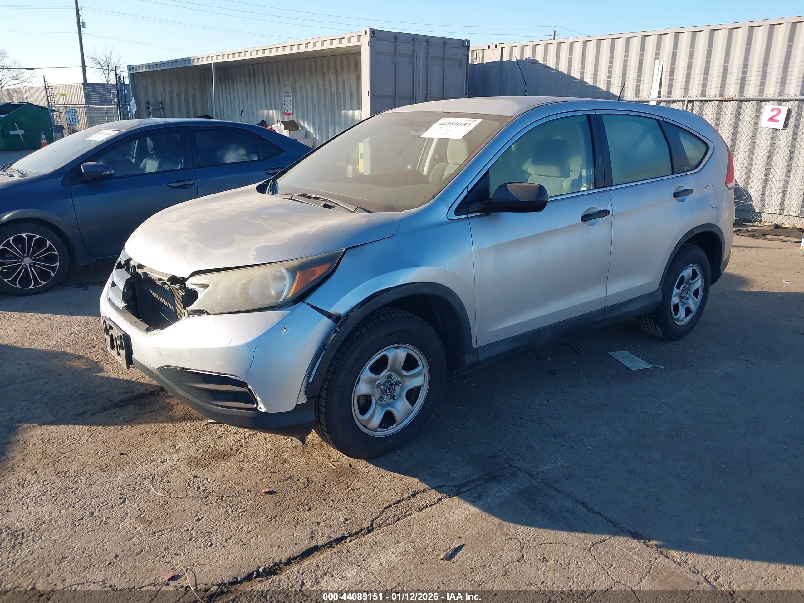 HONDA CR-V image 2