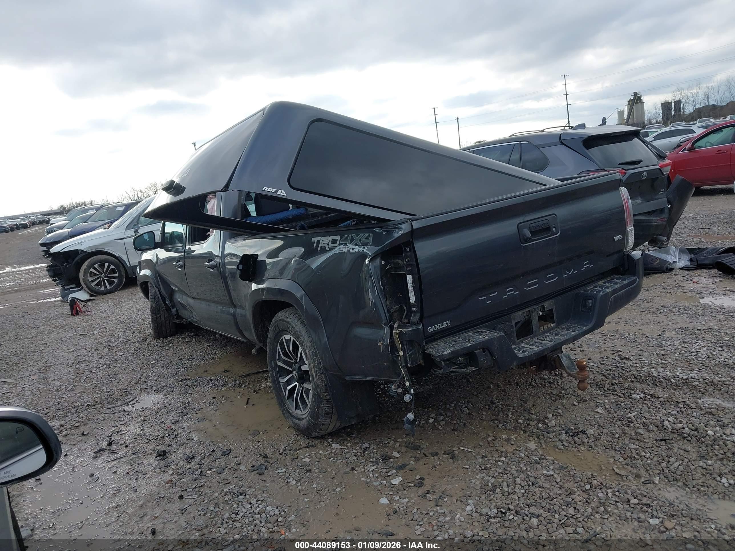TOYOTA TACOMA image 3