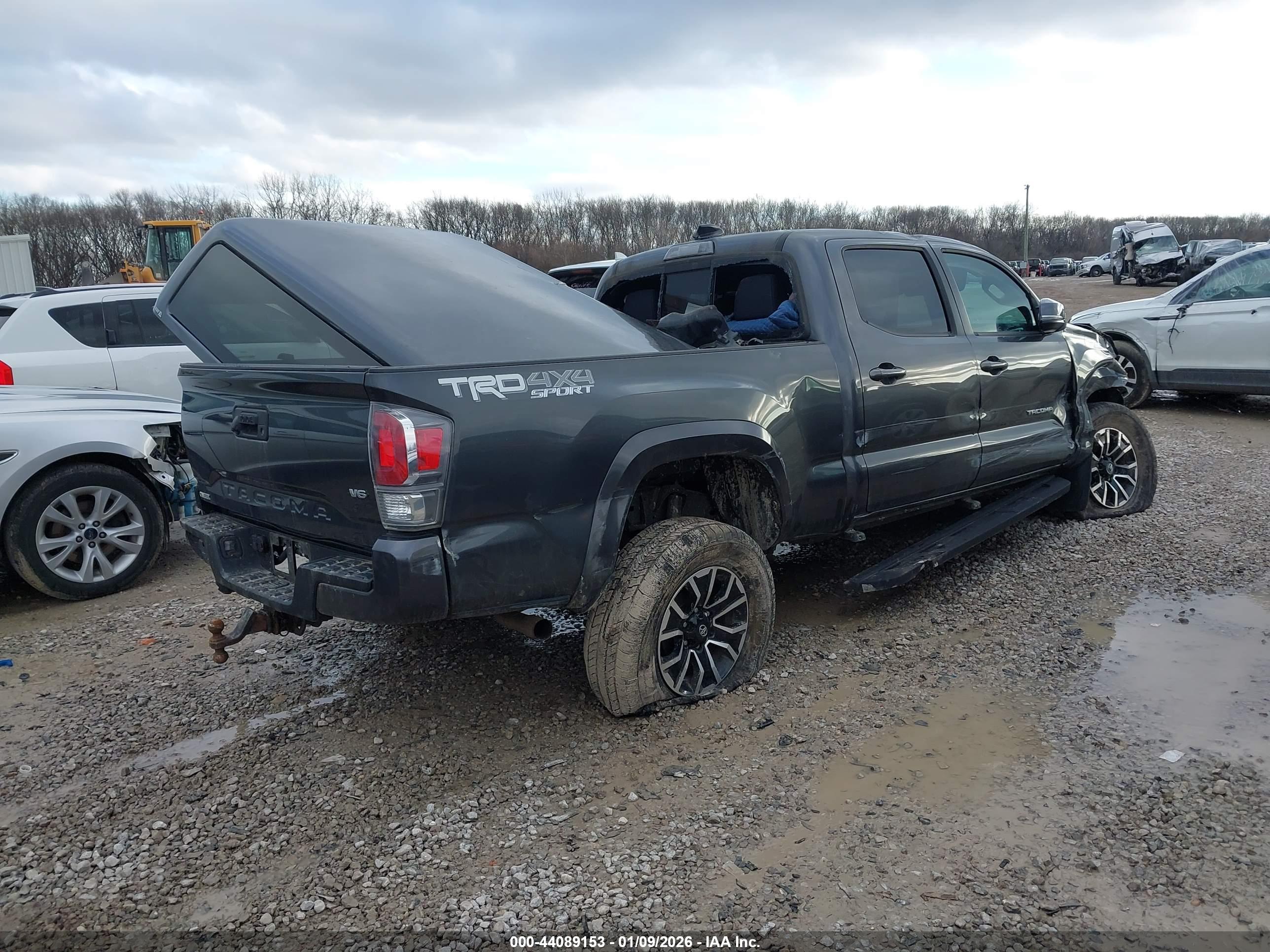 TOYOTA TACOMA image 4