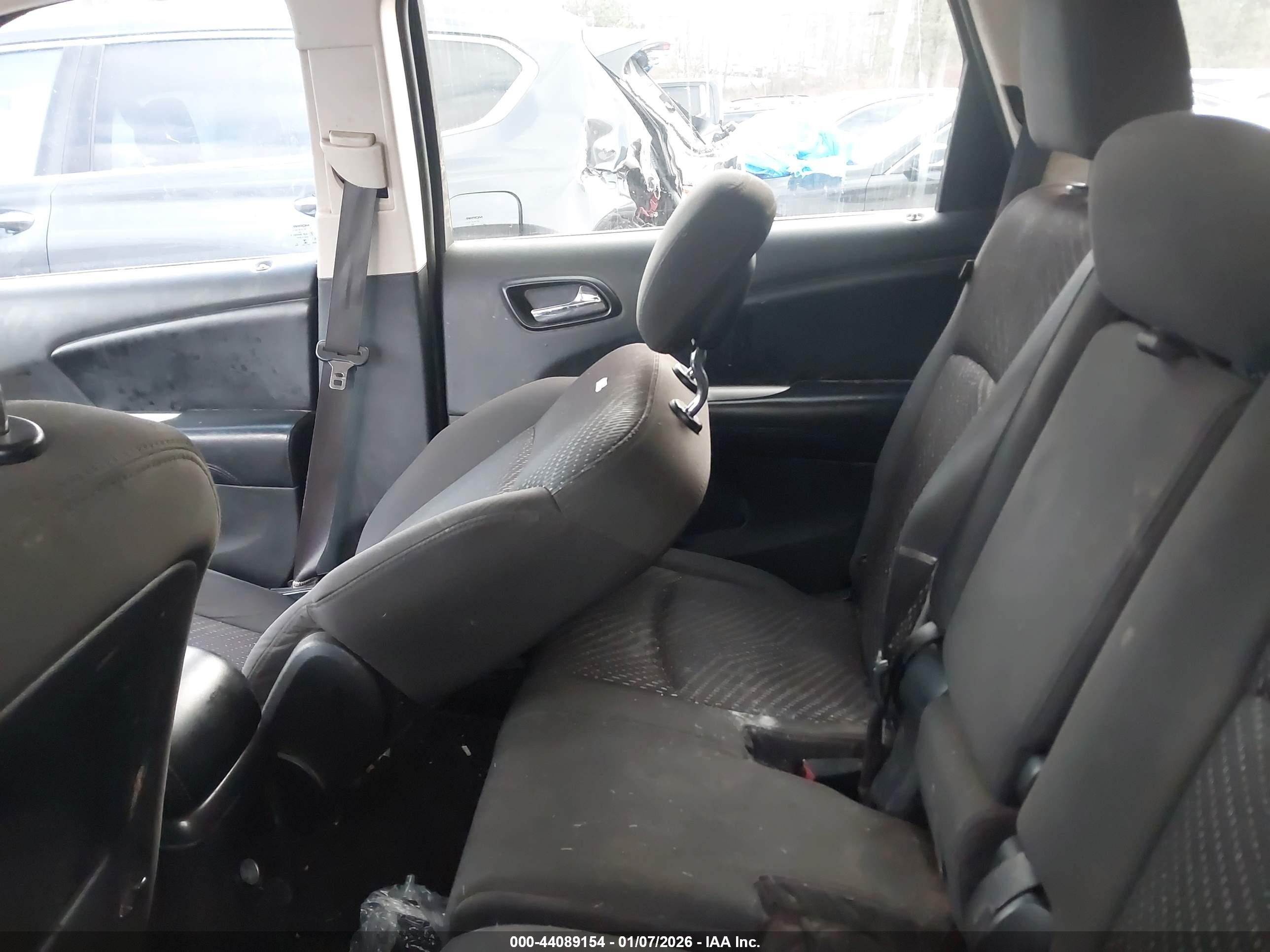 DODGE JOURNEY image 8