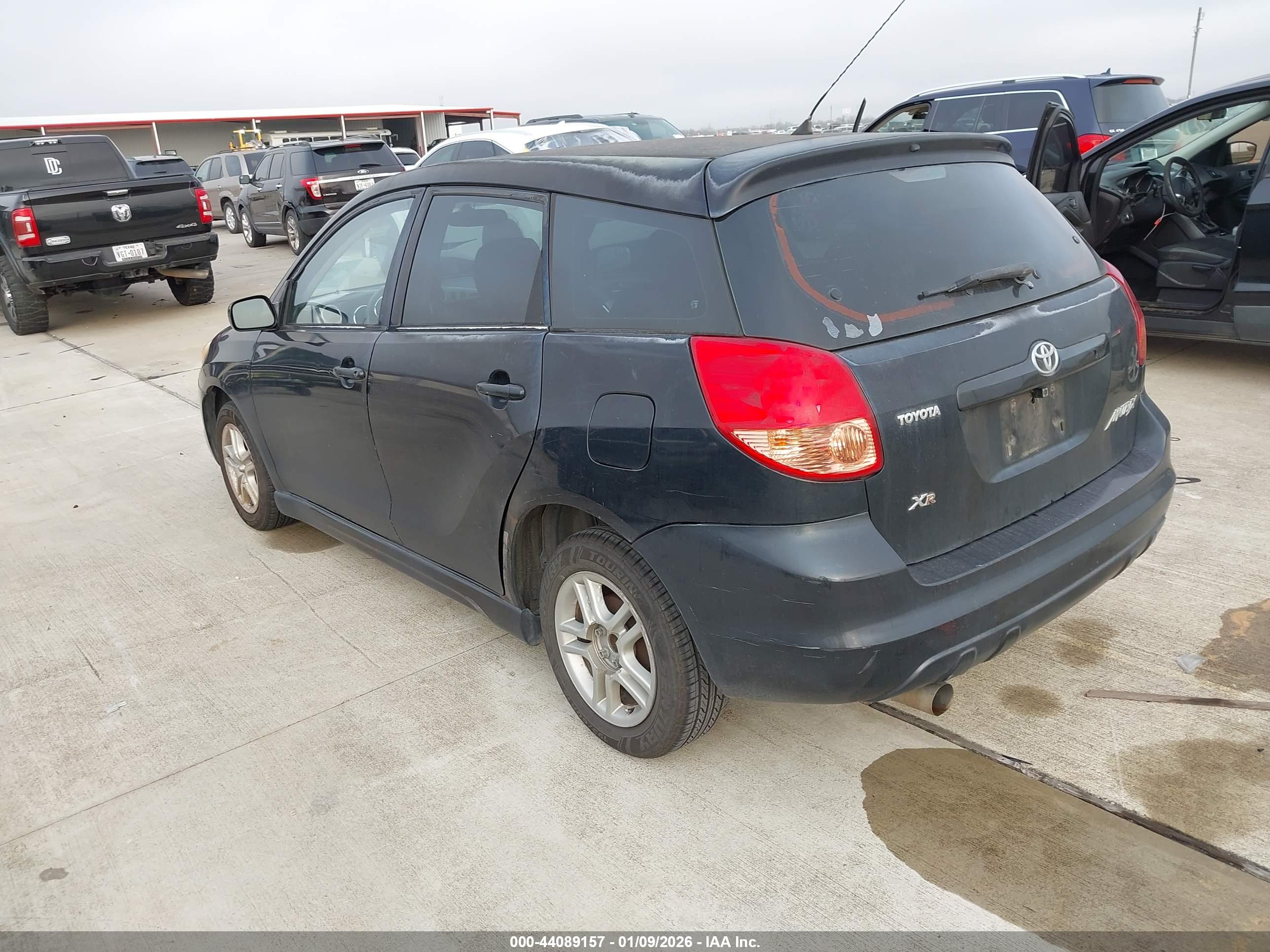 TOYOTA MATRIX image 3
