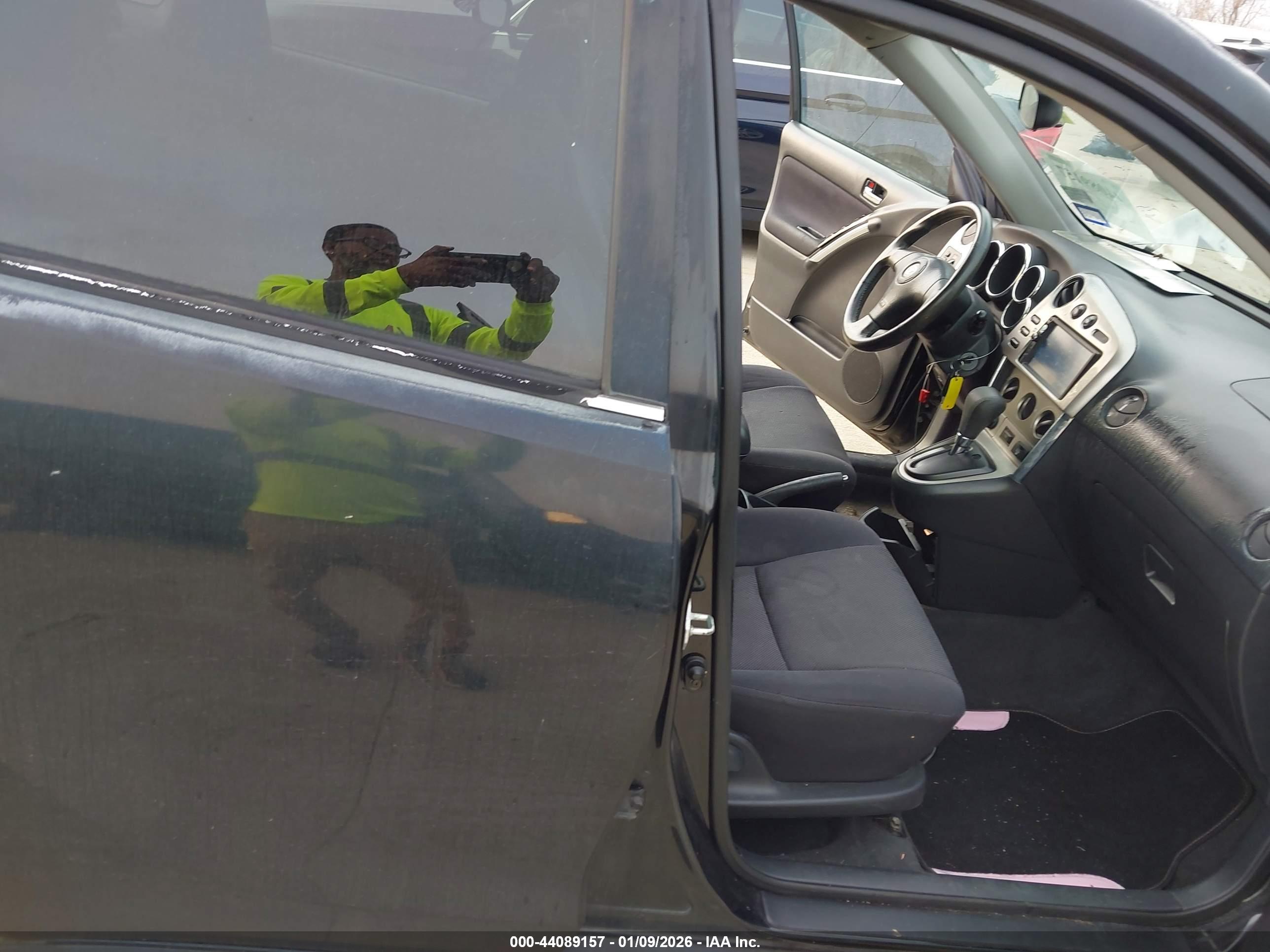 TOYOTA MATRIX image 5