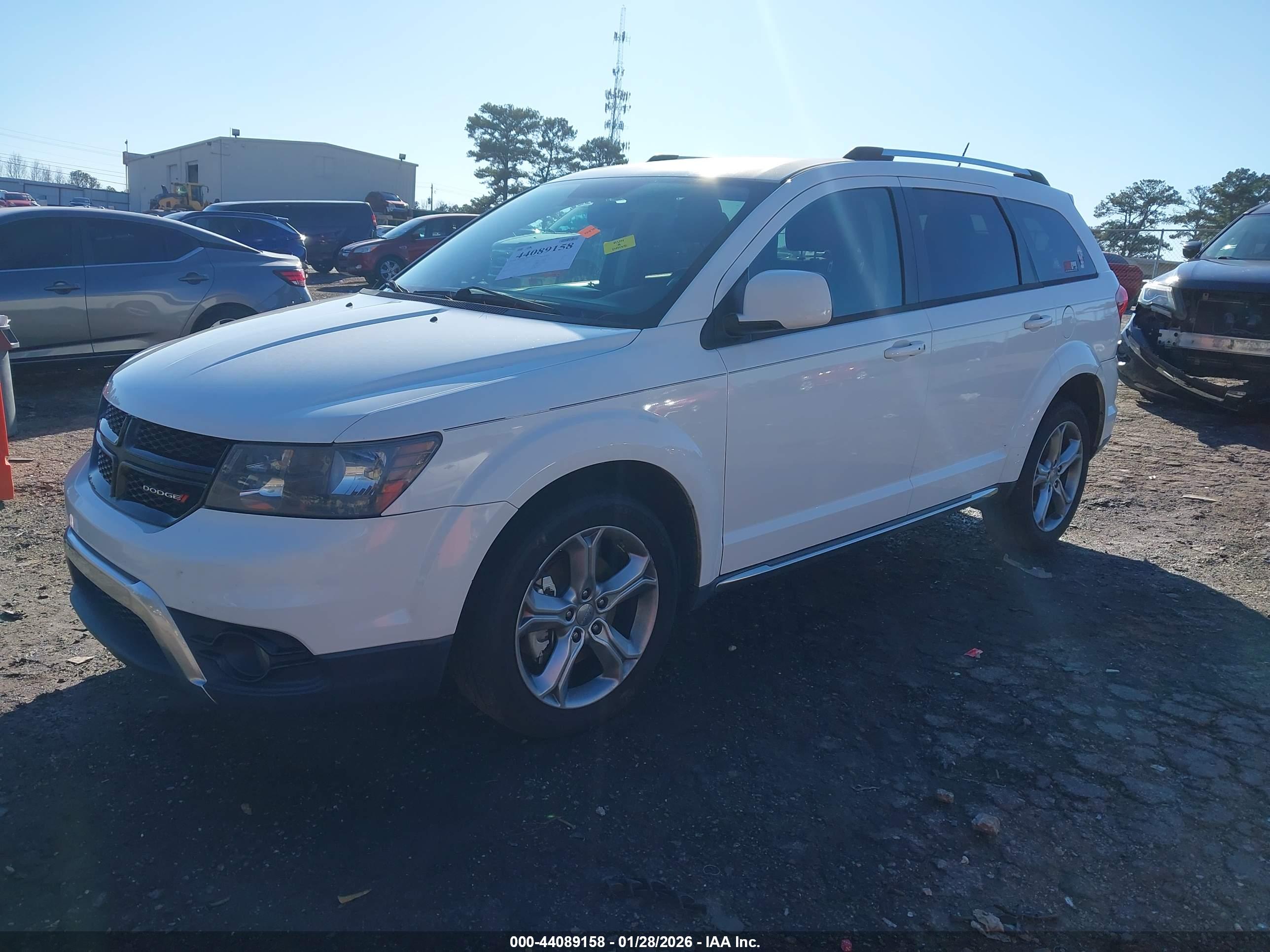 DODGE JOURNEY image 2