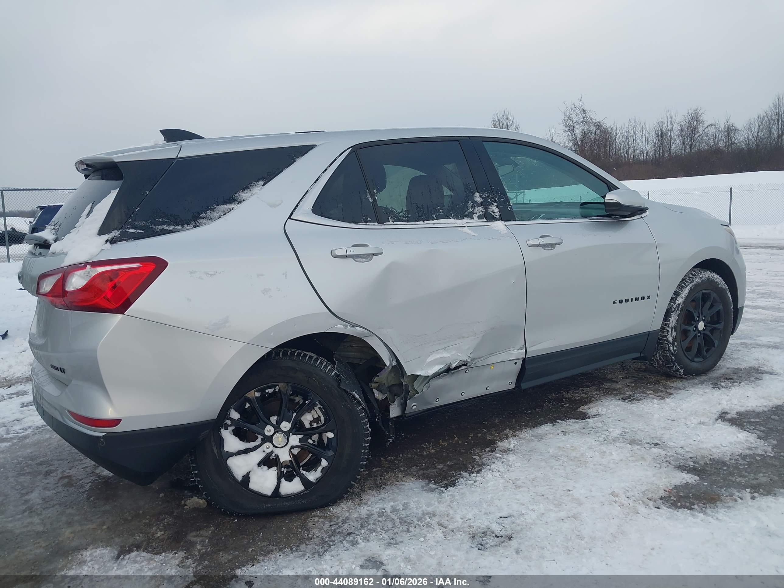 CHEVROLET EQUINOX image 6