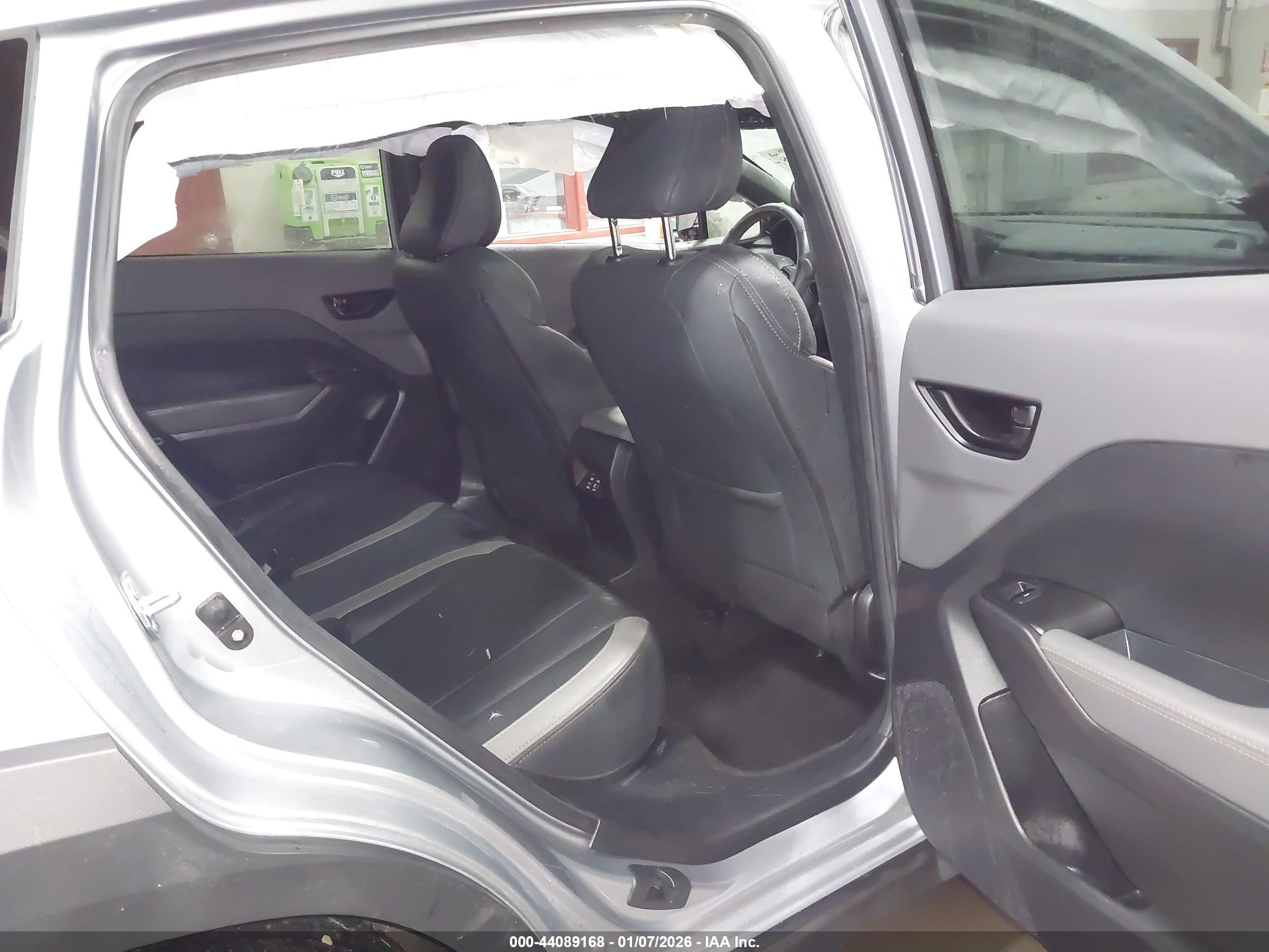 SUBARU CROSSTREK image 8