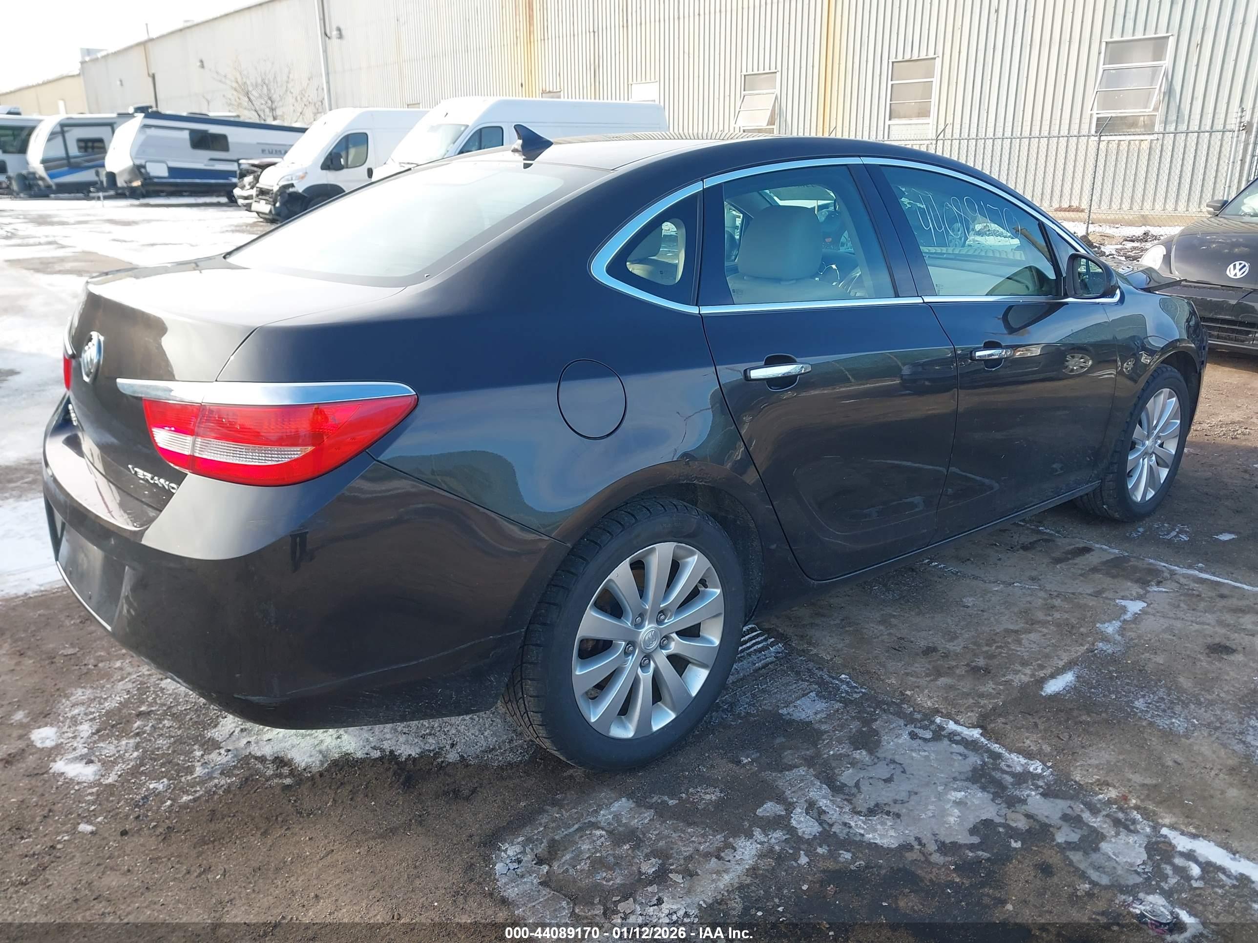 BUICK VERANO image 4