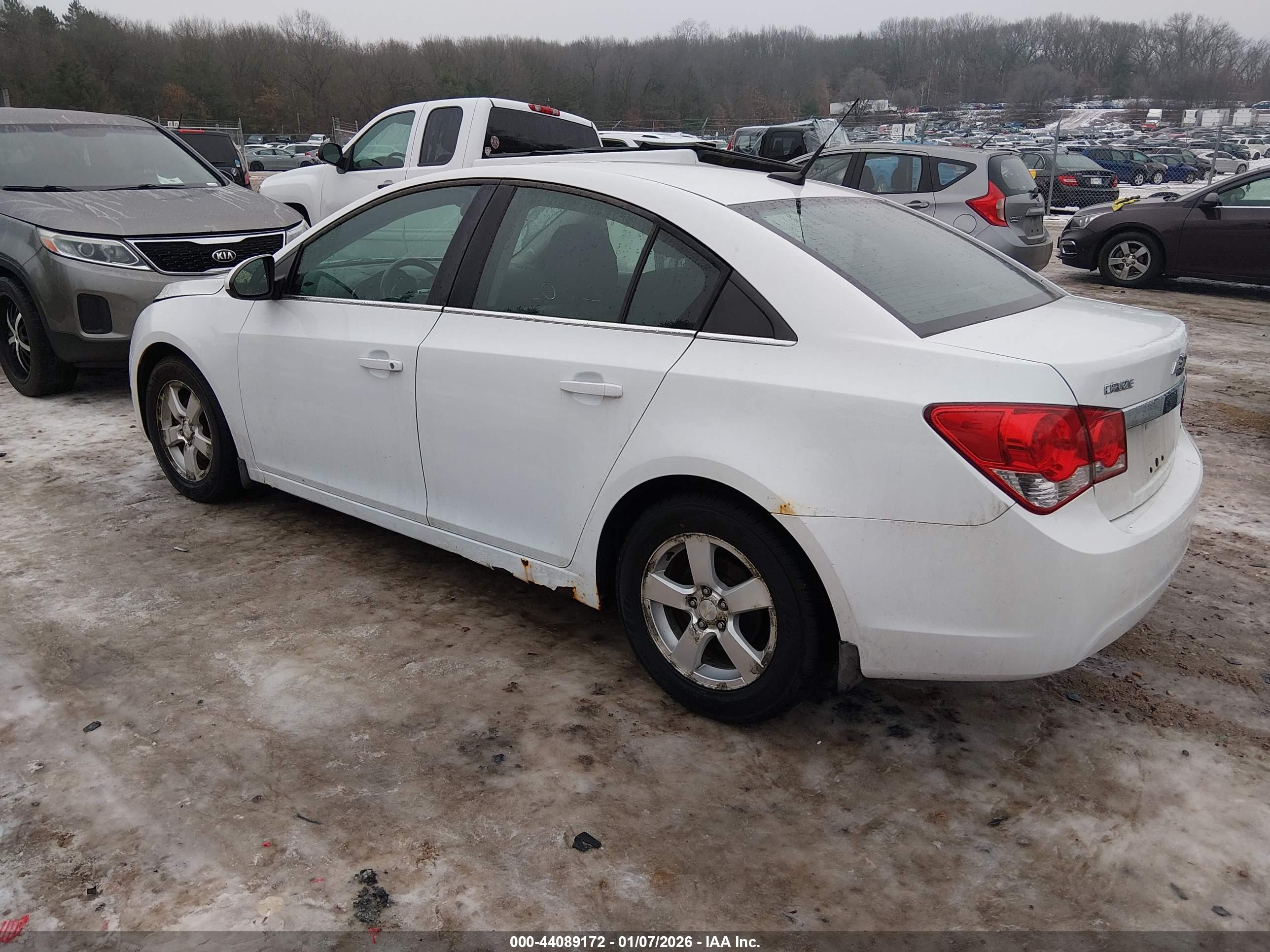 CHEVROLET CRUZE image 3