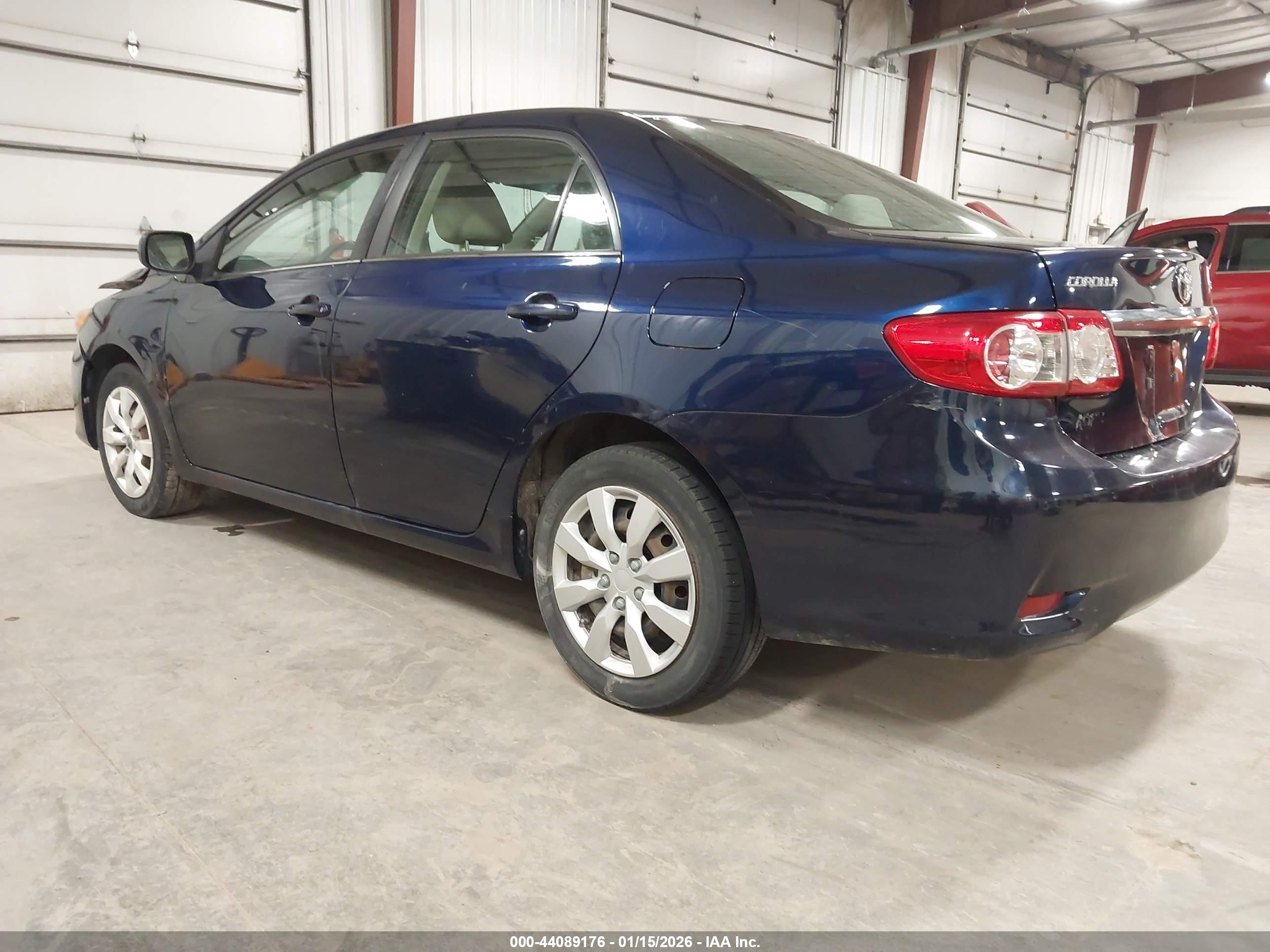 TOYOTA COROLLA image 3