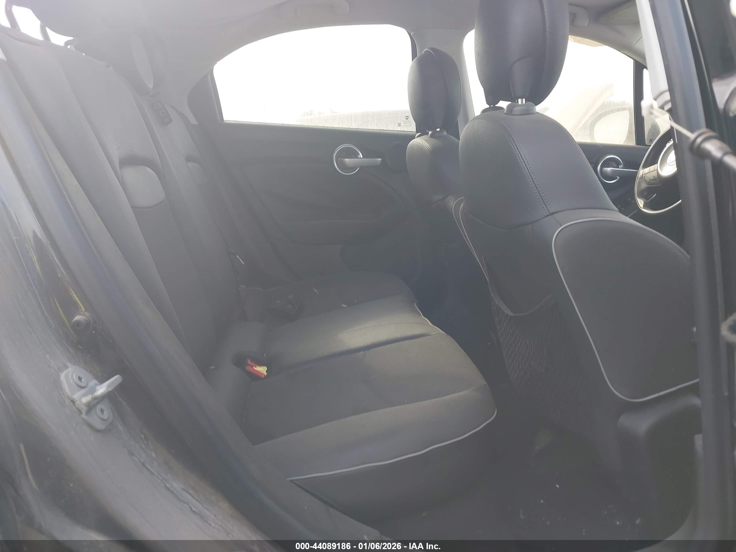 FIAT 500X image 8
