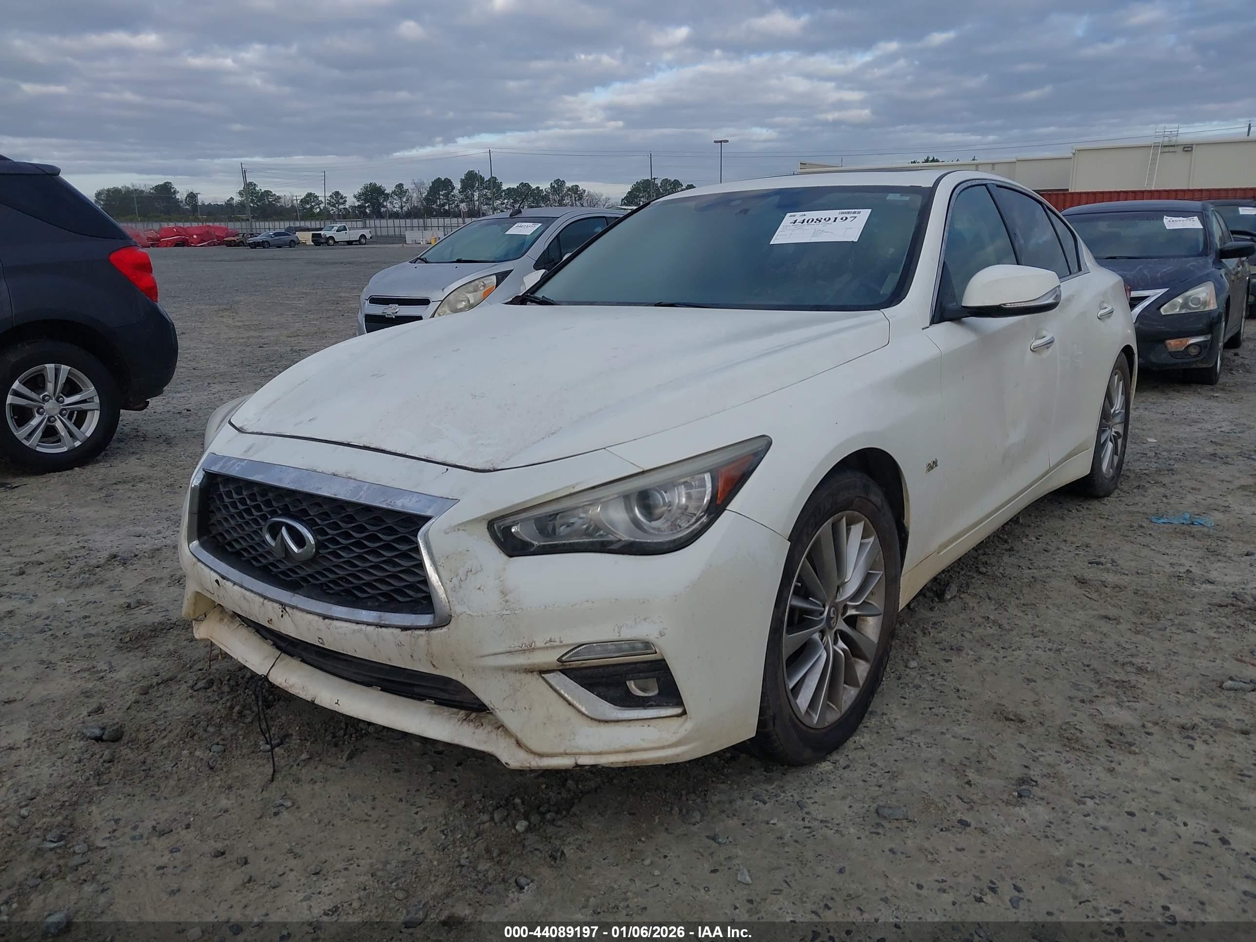 INFINITI Q50 image 6