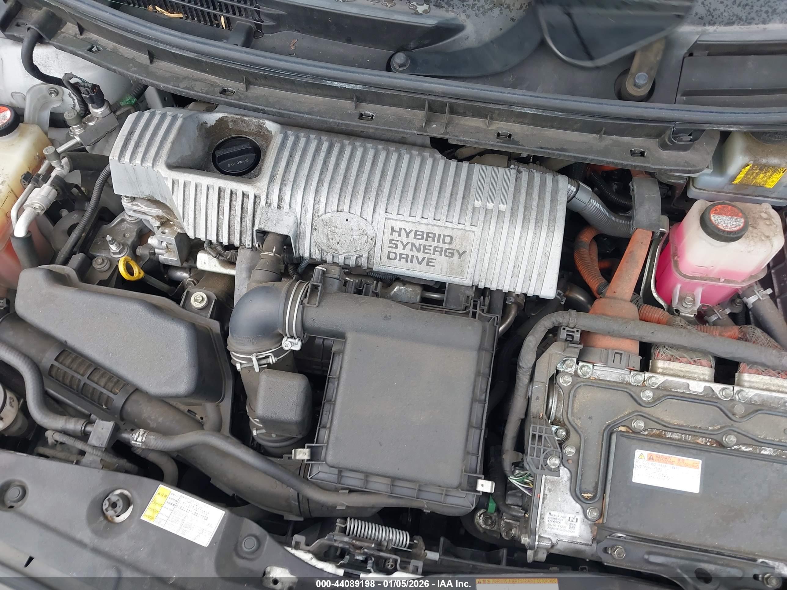 TOYOTA PRIUS image 10