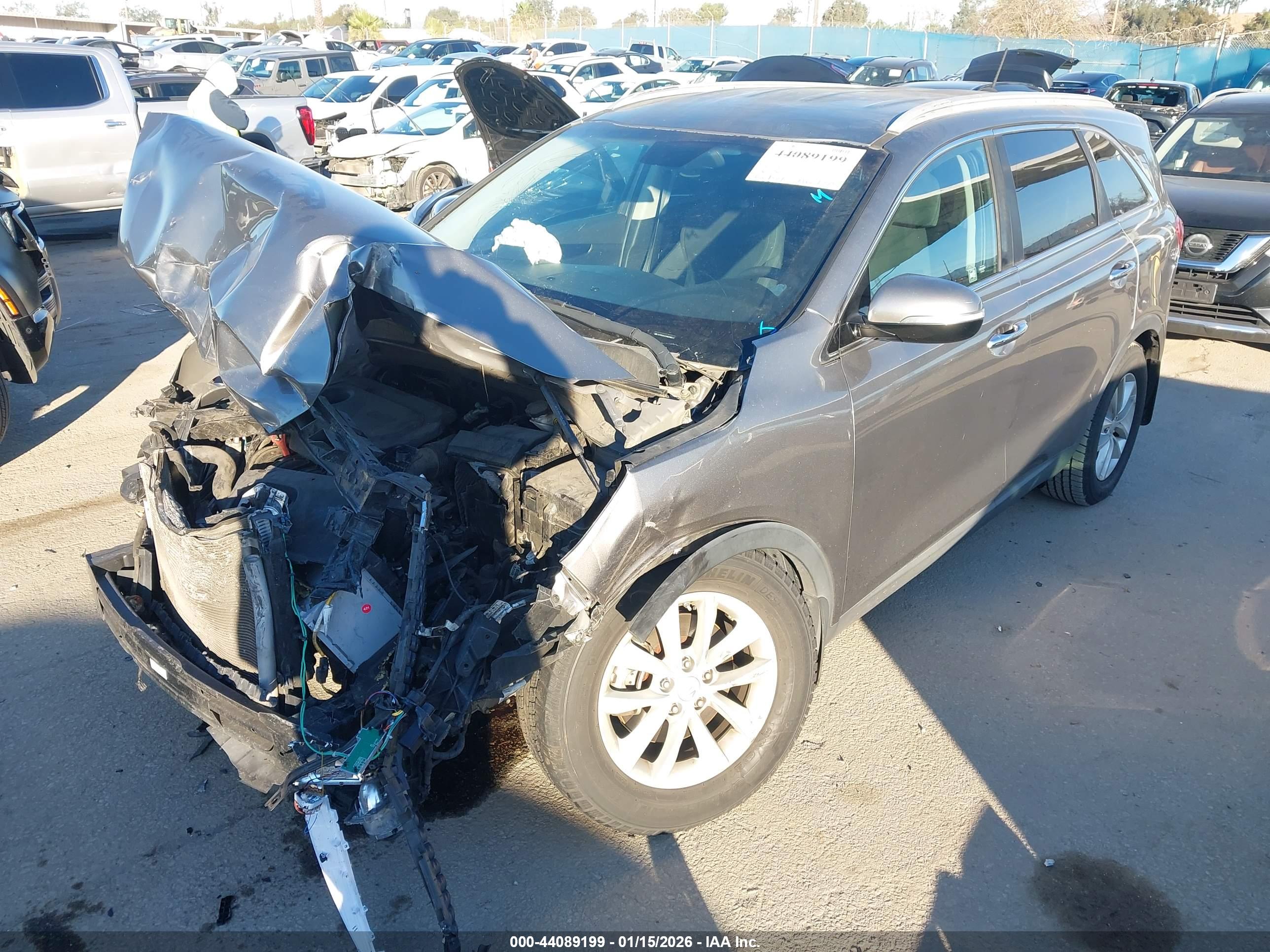 KIA SORENTO image 2