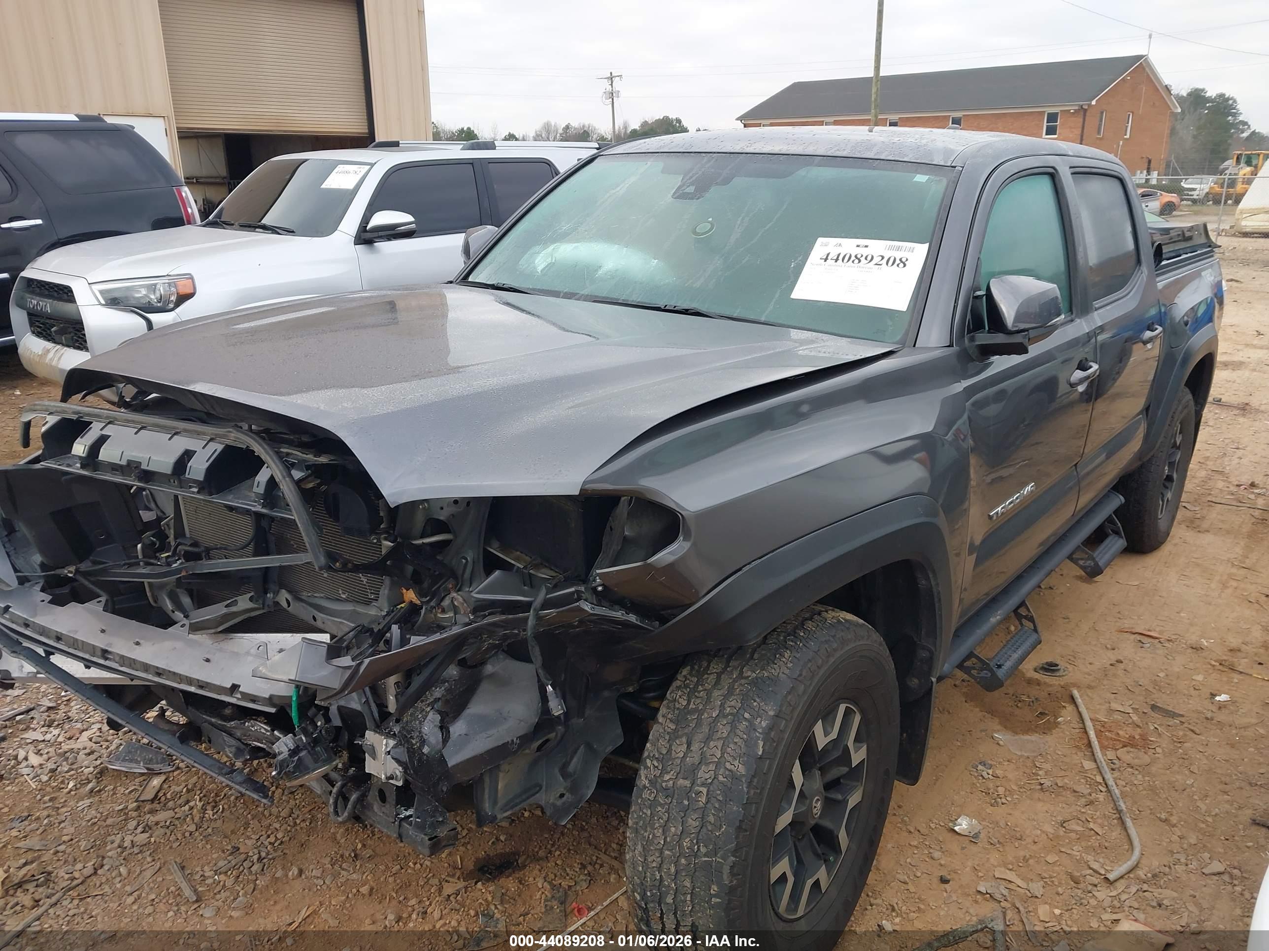 TOYOTA TACOMA image 2