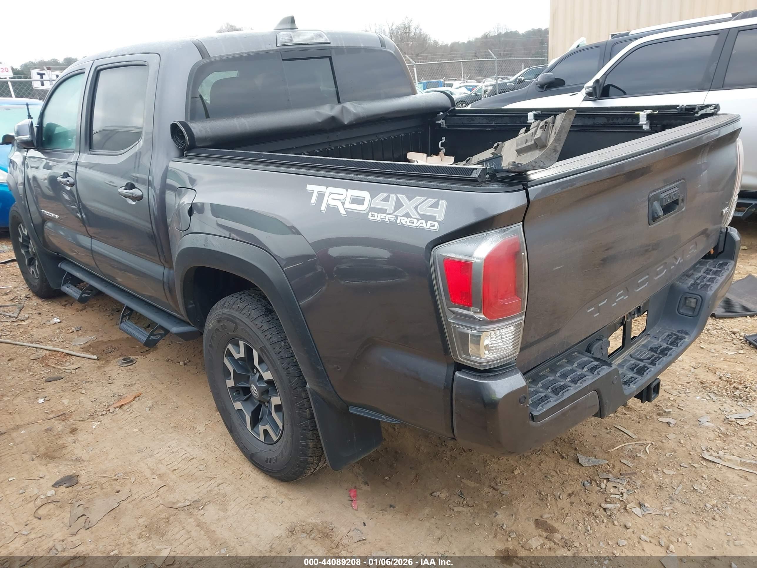 TOYOTA TACOMA image 3