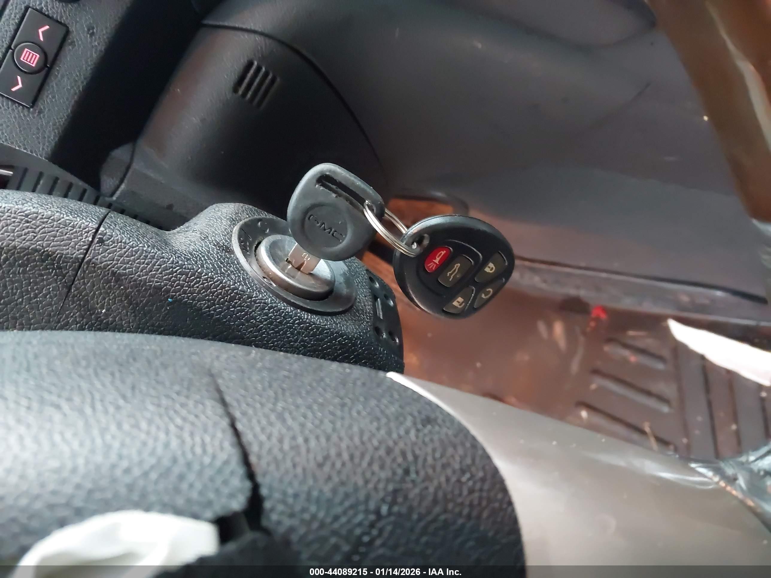 GMC ACADIA image 11