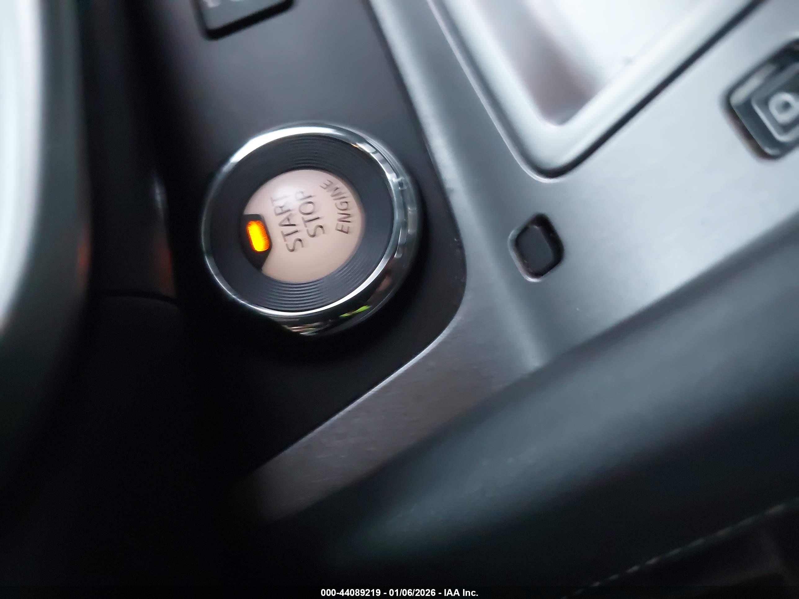 NISSAN MURANO image 11