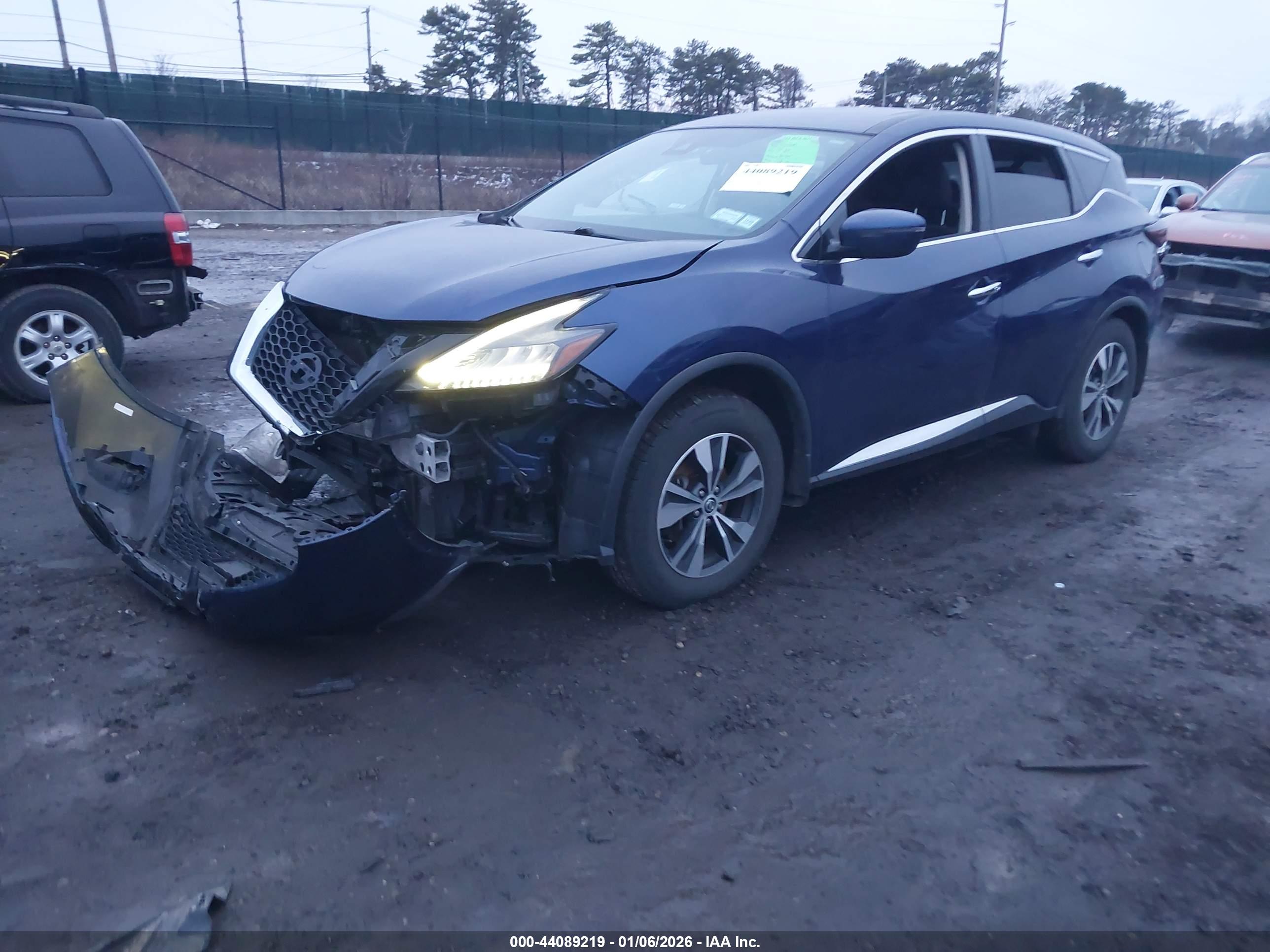 NISSAN MURANO image 2
