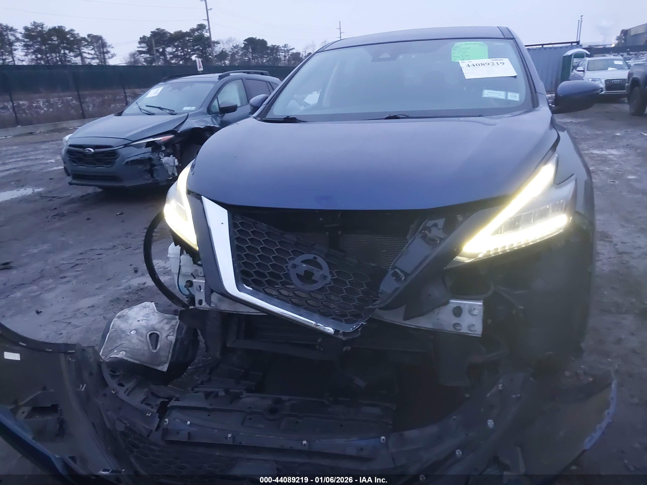 NISSAN MURANO image 6