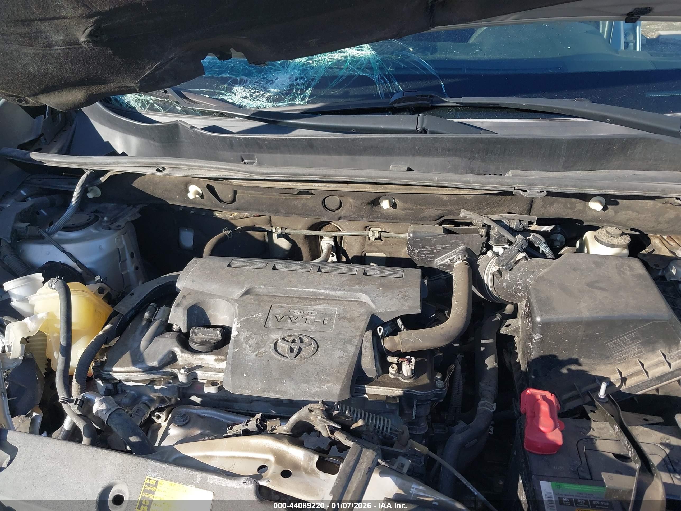TOYOTA RAV4 image 10