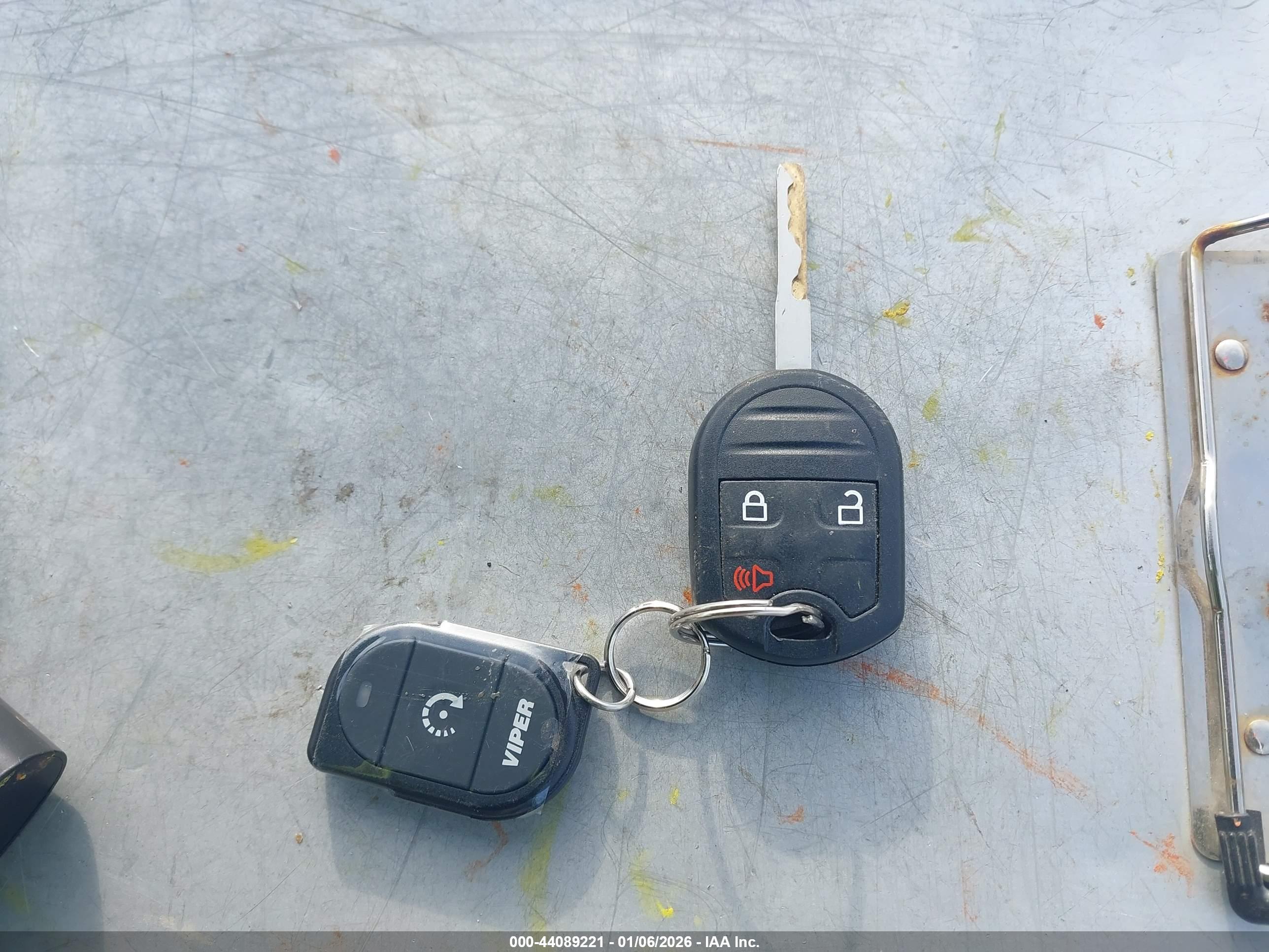 FORD ESCAPE image 11