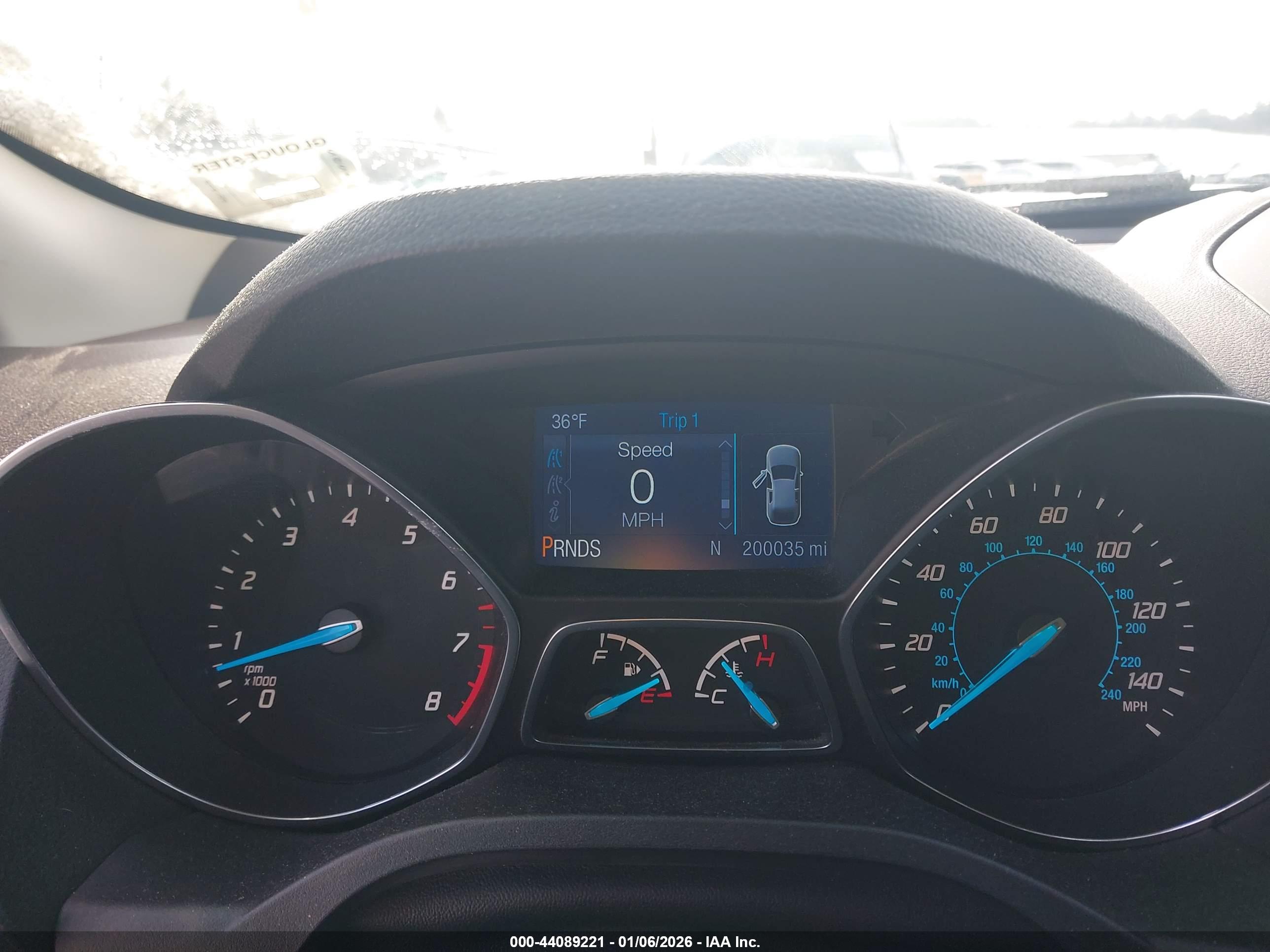 FORD ESCAPE image 7