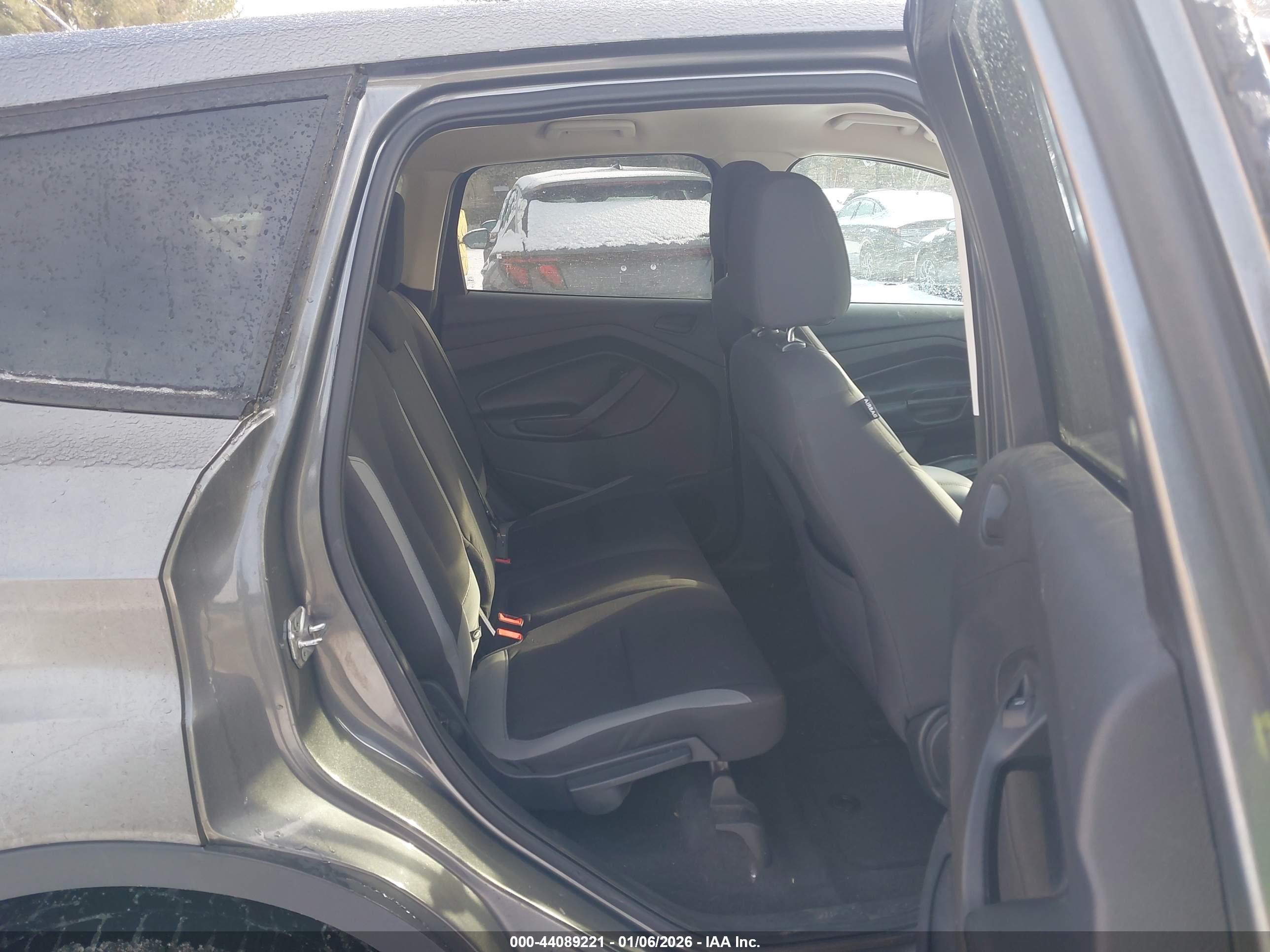 FORD ESCAPE image 8