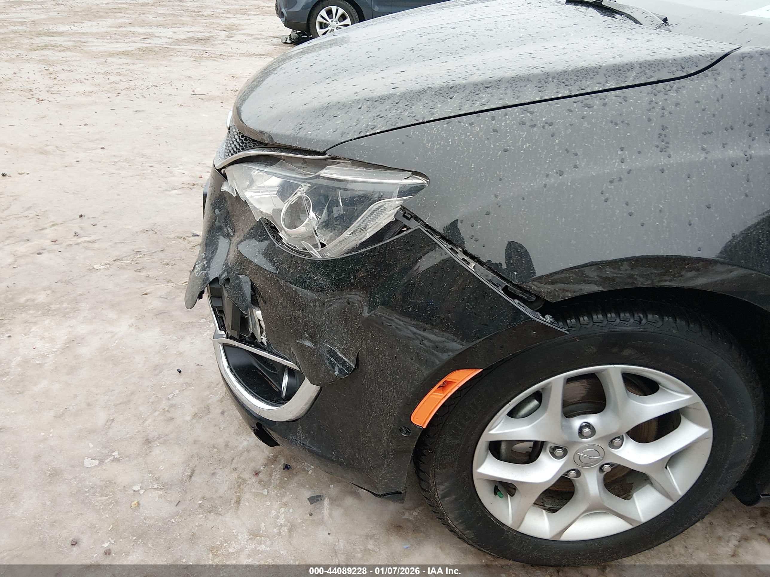 CHRYSLER PACIFICA image 6
