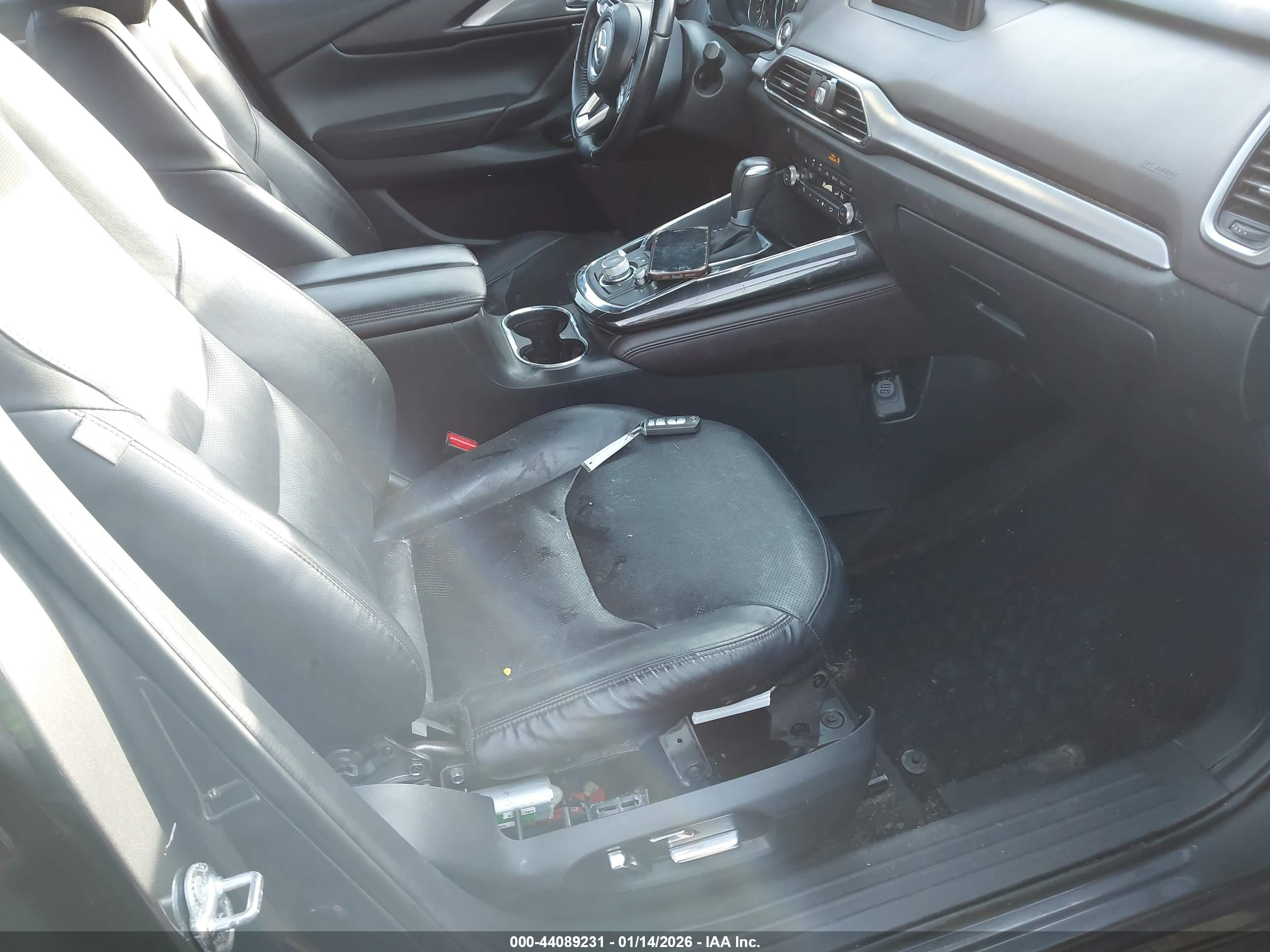 MAZDA CX-9 image 5