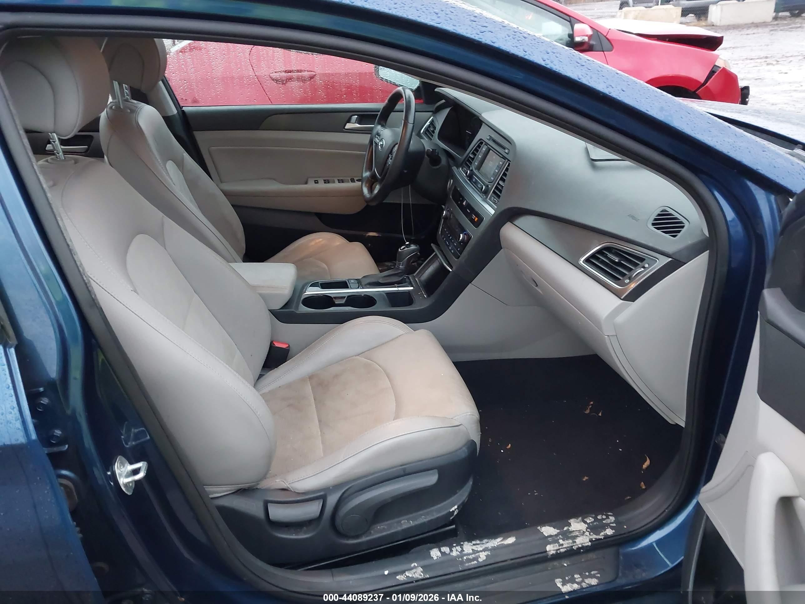 HYUNDAI SONATA image 5