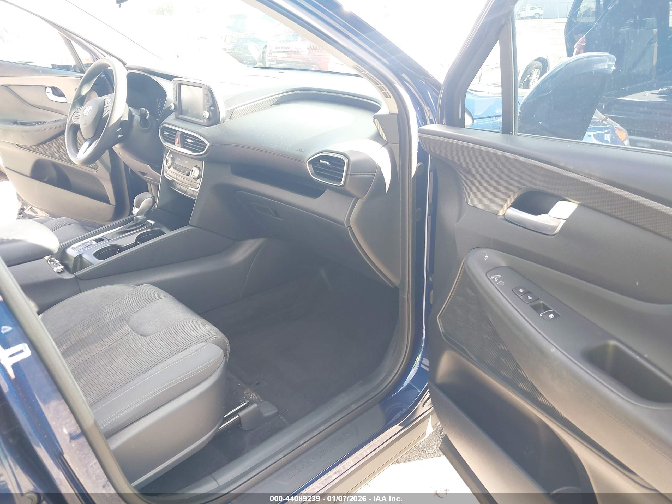 HYUNDAI SANTA image 5