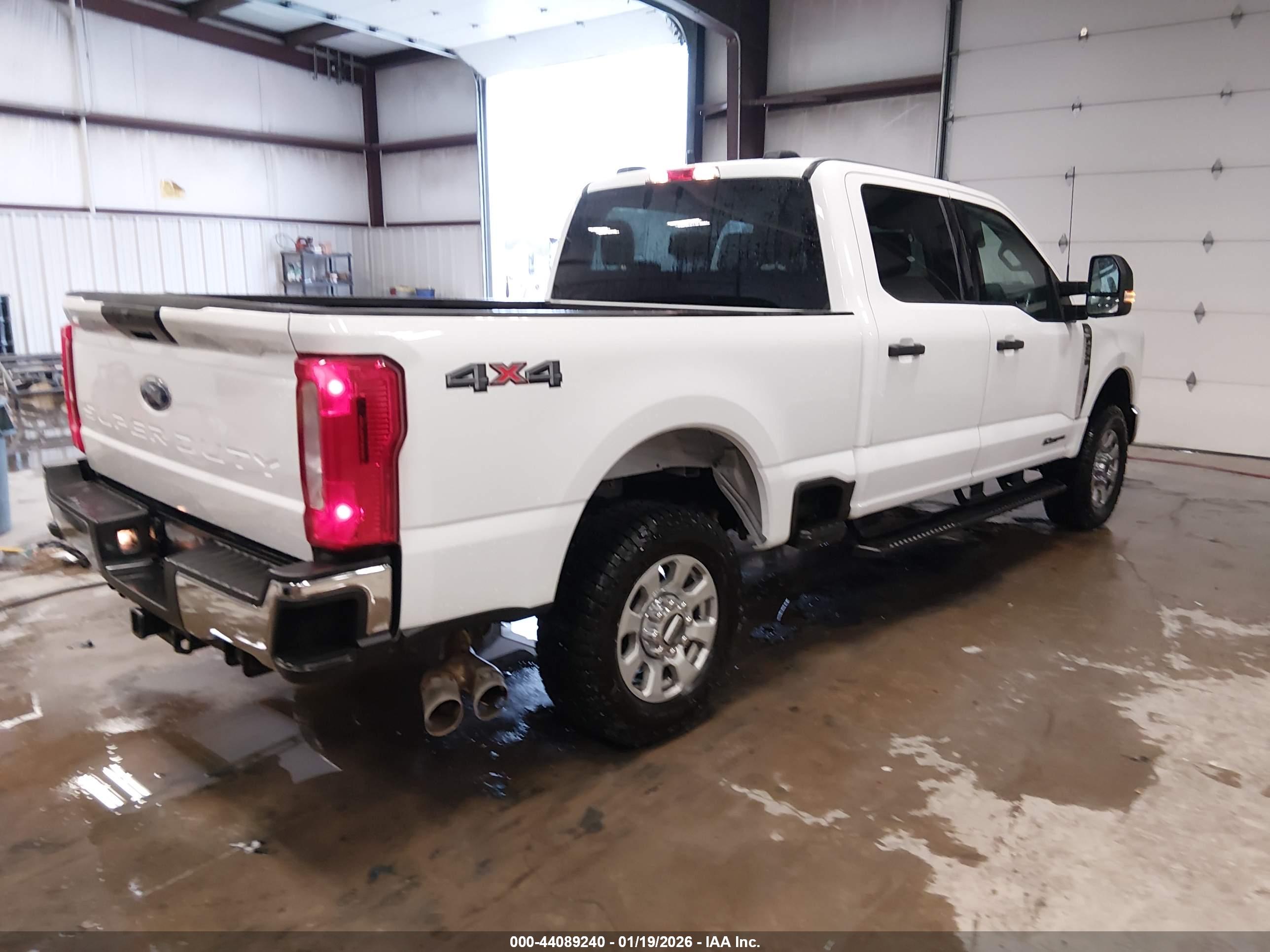 FORD F-250 image 4