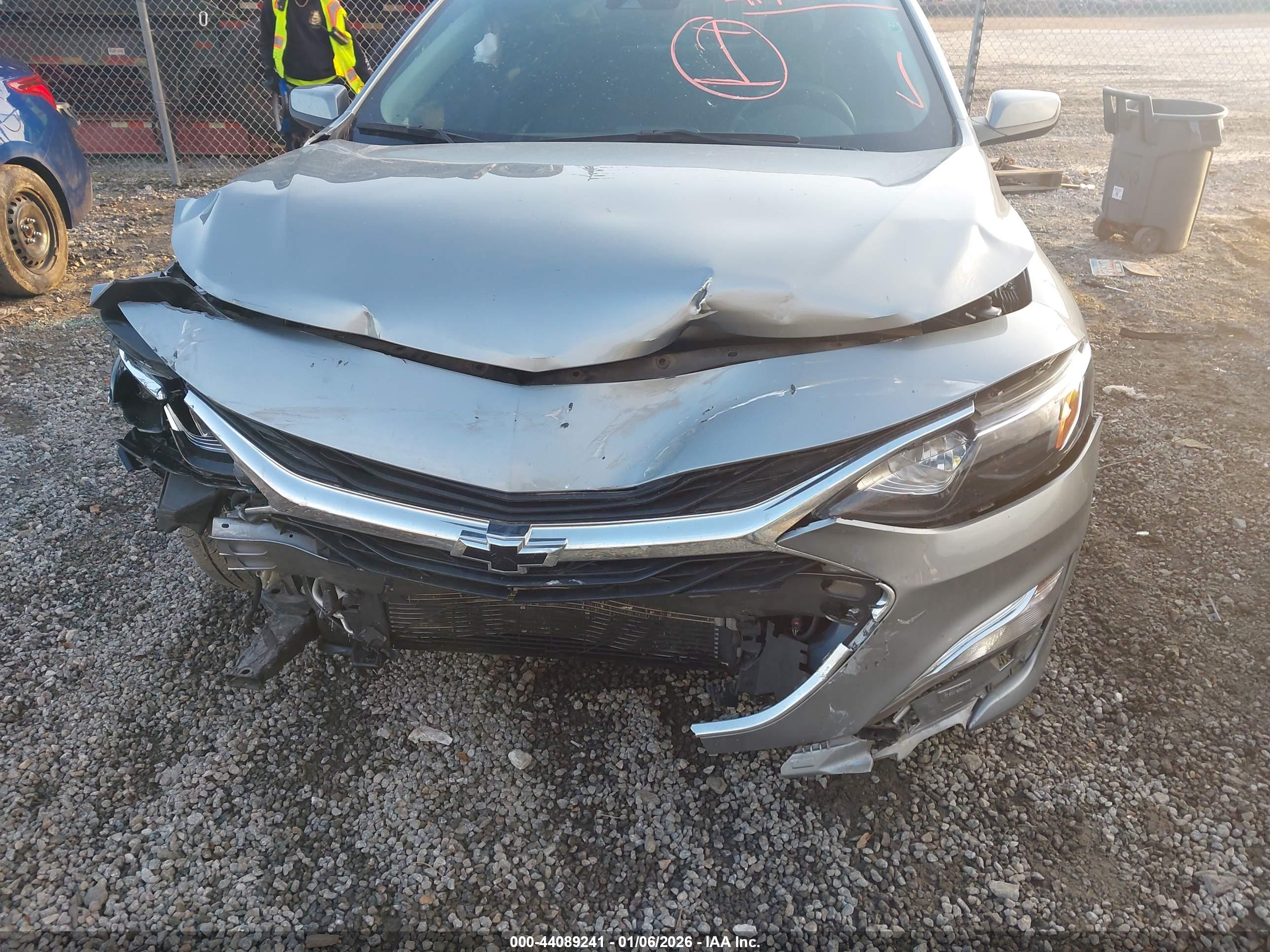 CHEVROLET MALIBU image 6