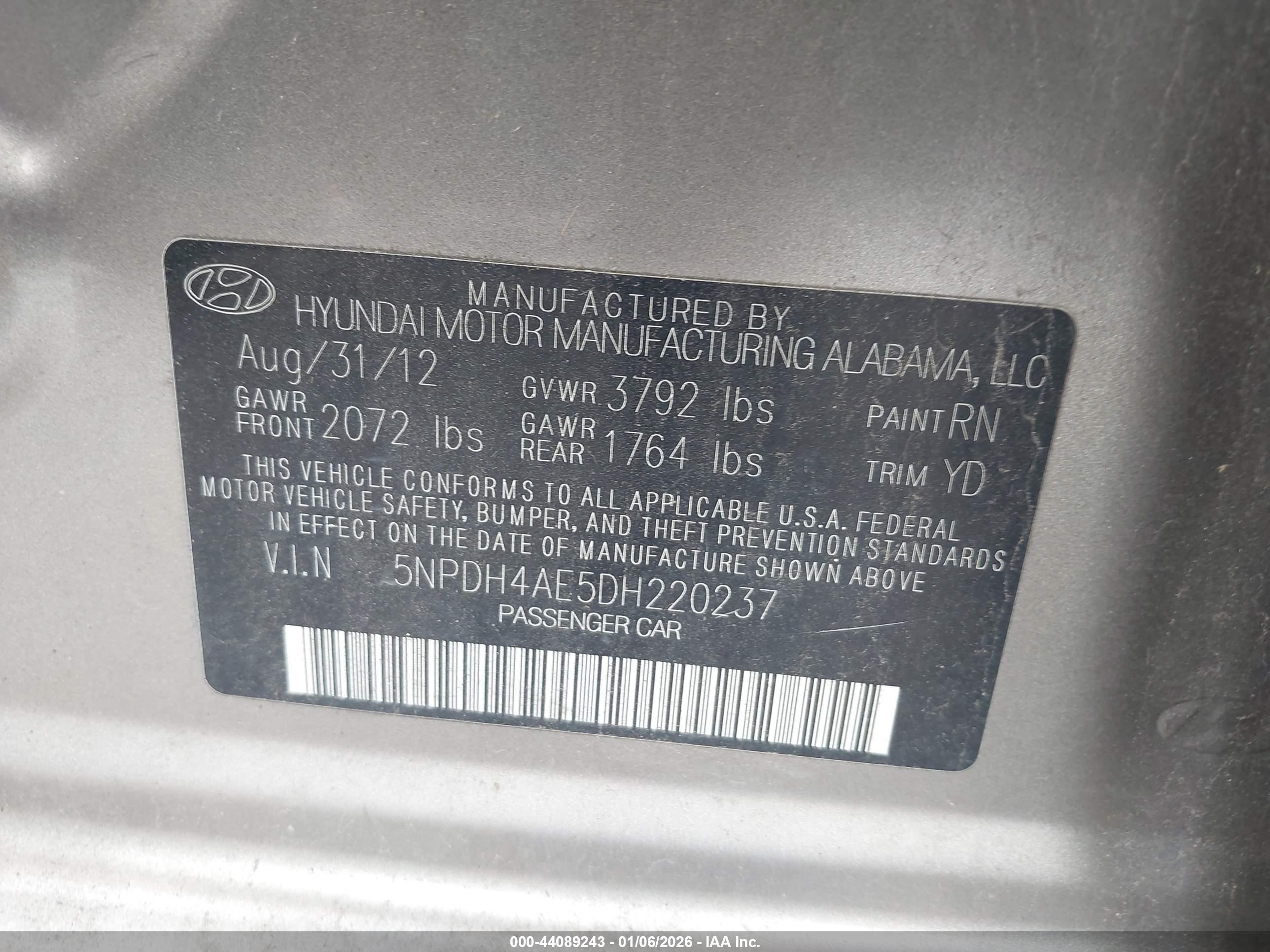 HYUNDAI ELANTRA image 9