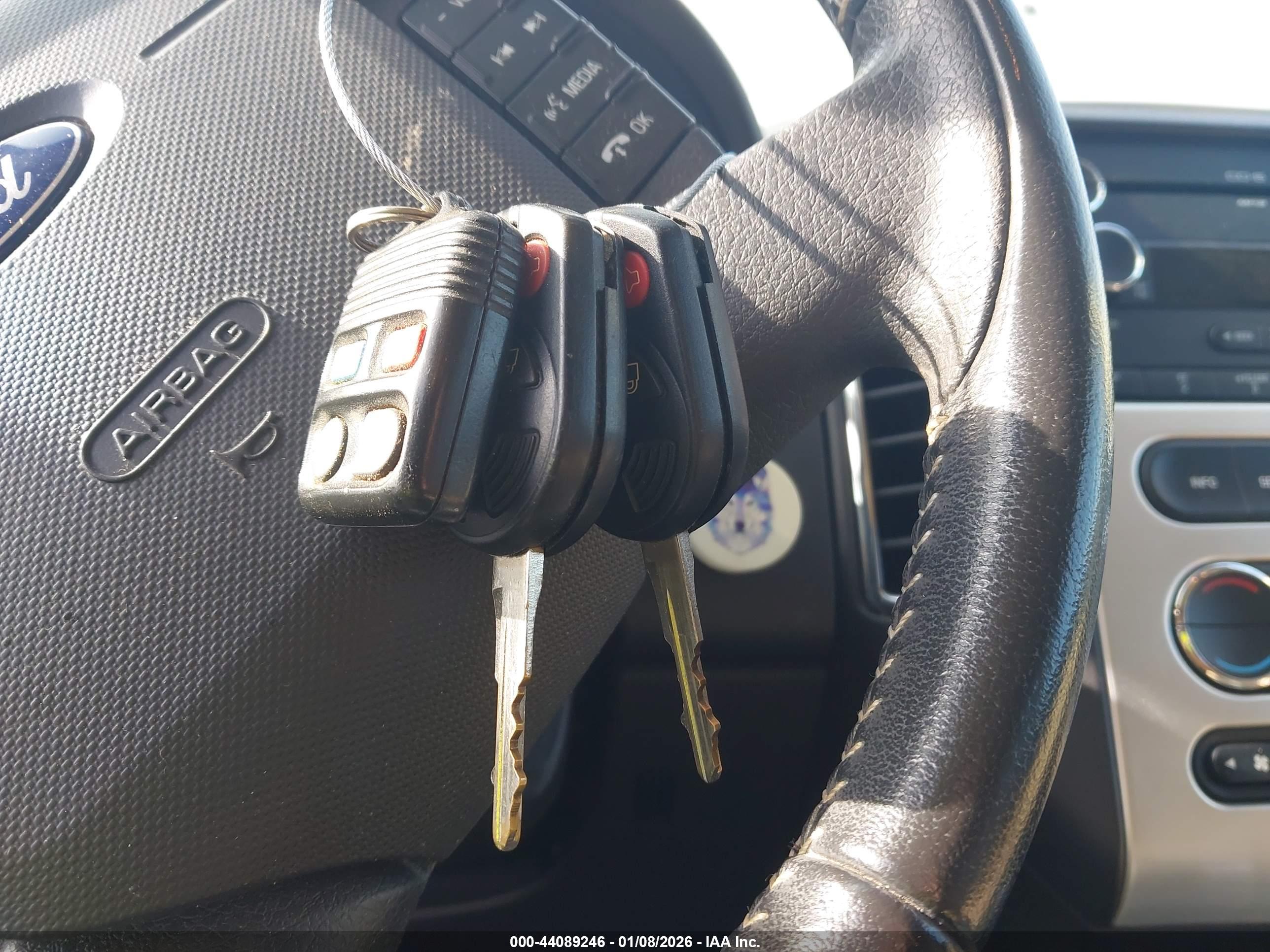 FORD EDGE image 11