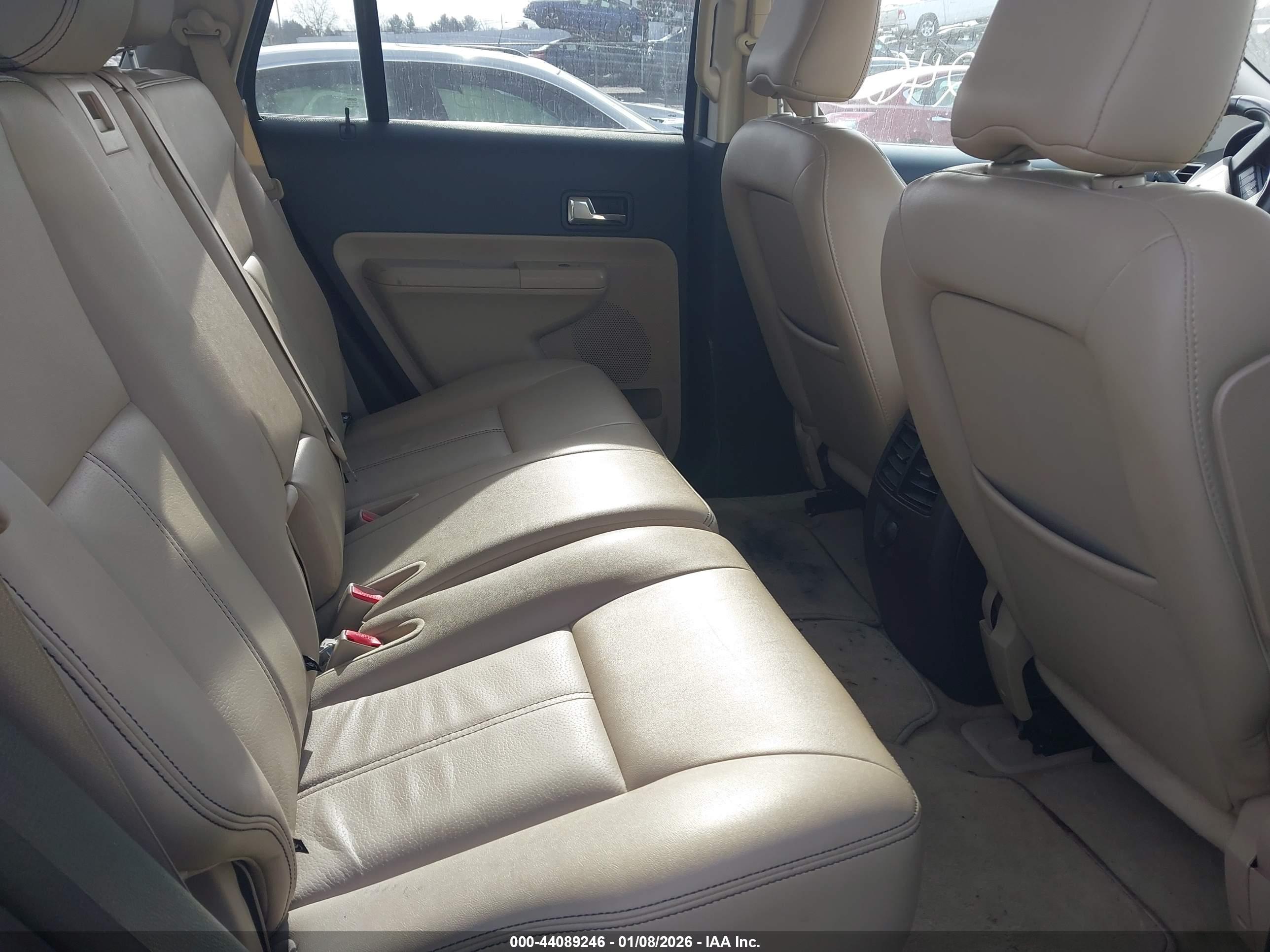 FORD EDGE image 8