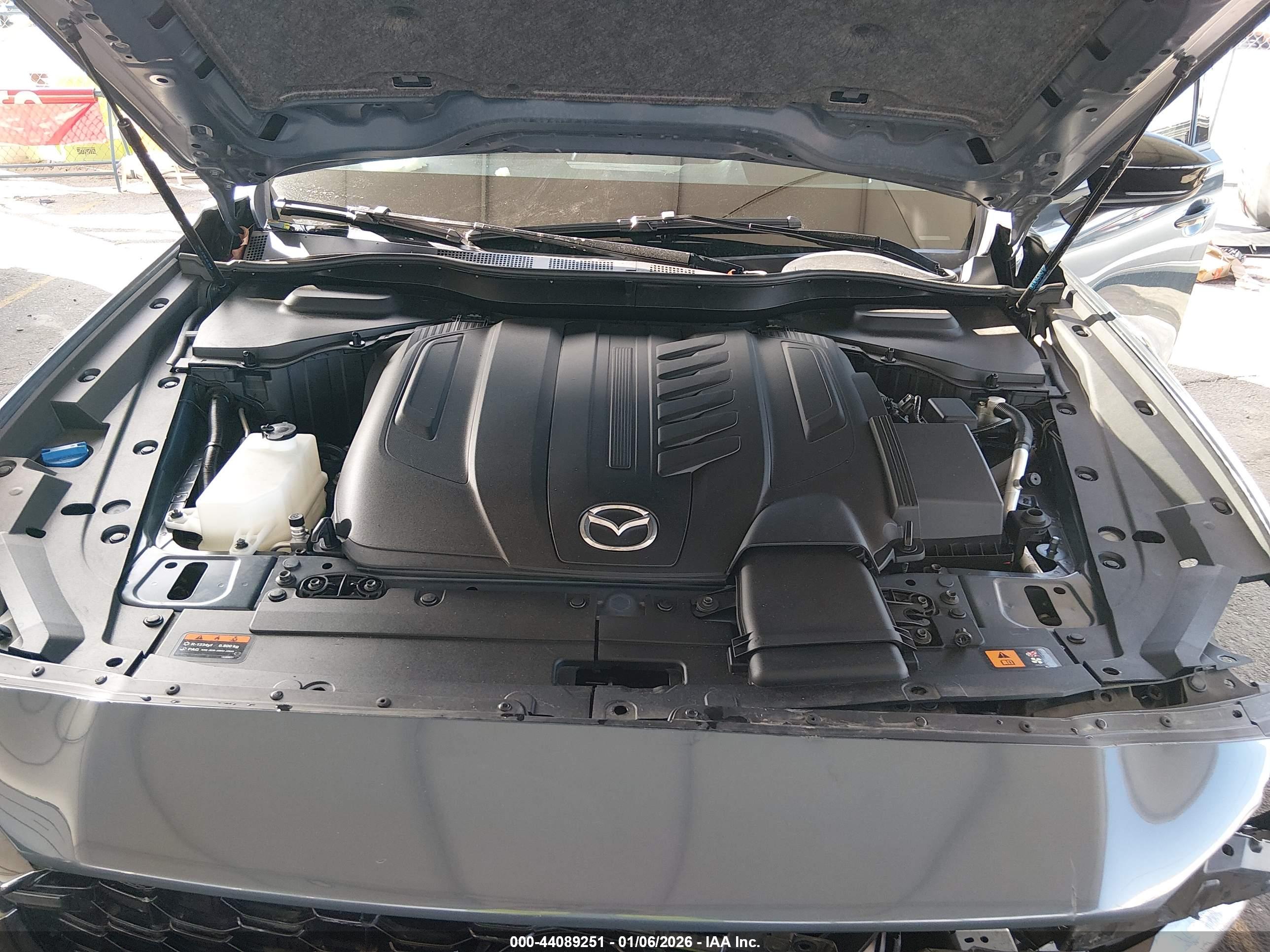 MAZDA CX-70 image 10