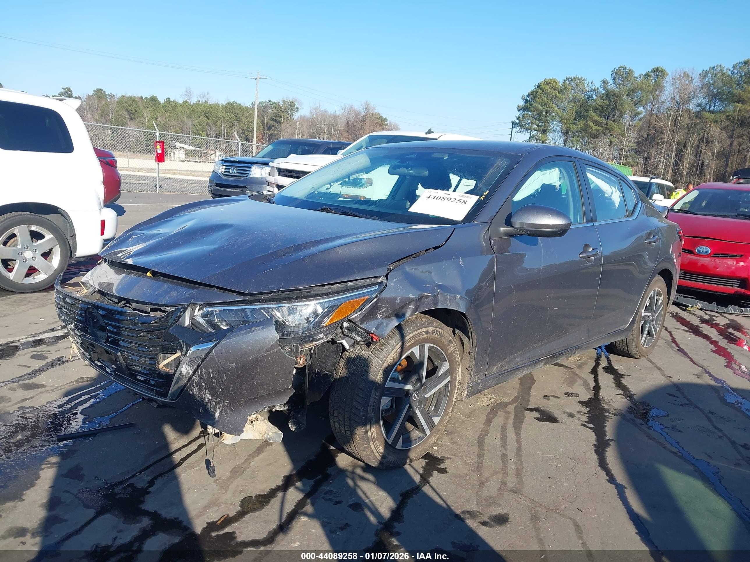NISSAN SENTRA image 2