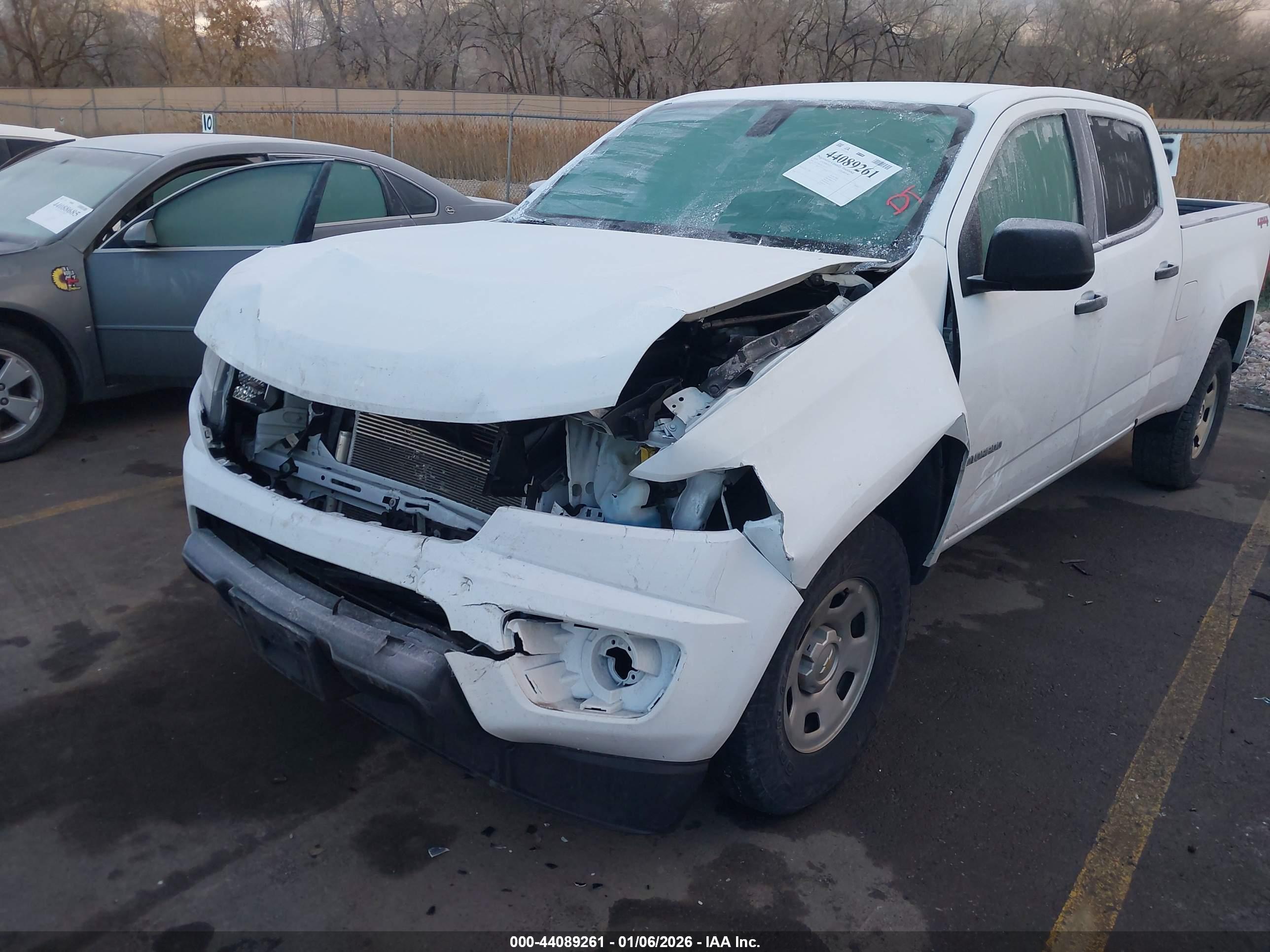 CHEVROLET COLORADO image 6