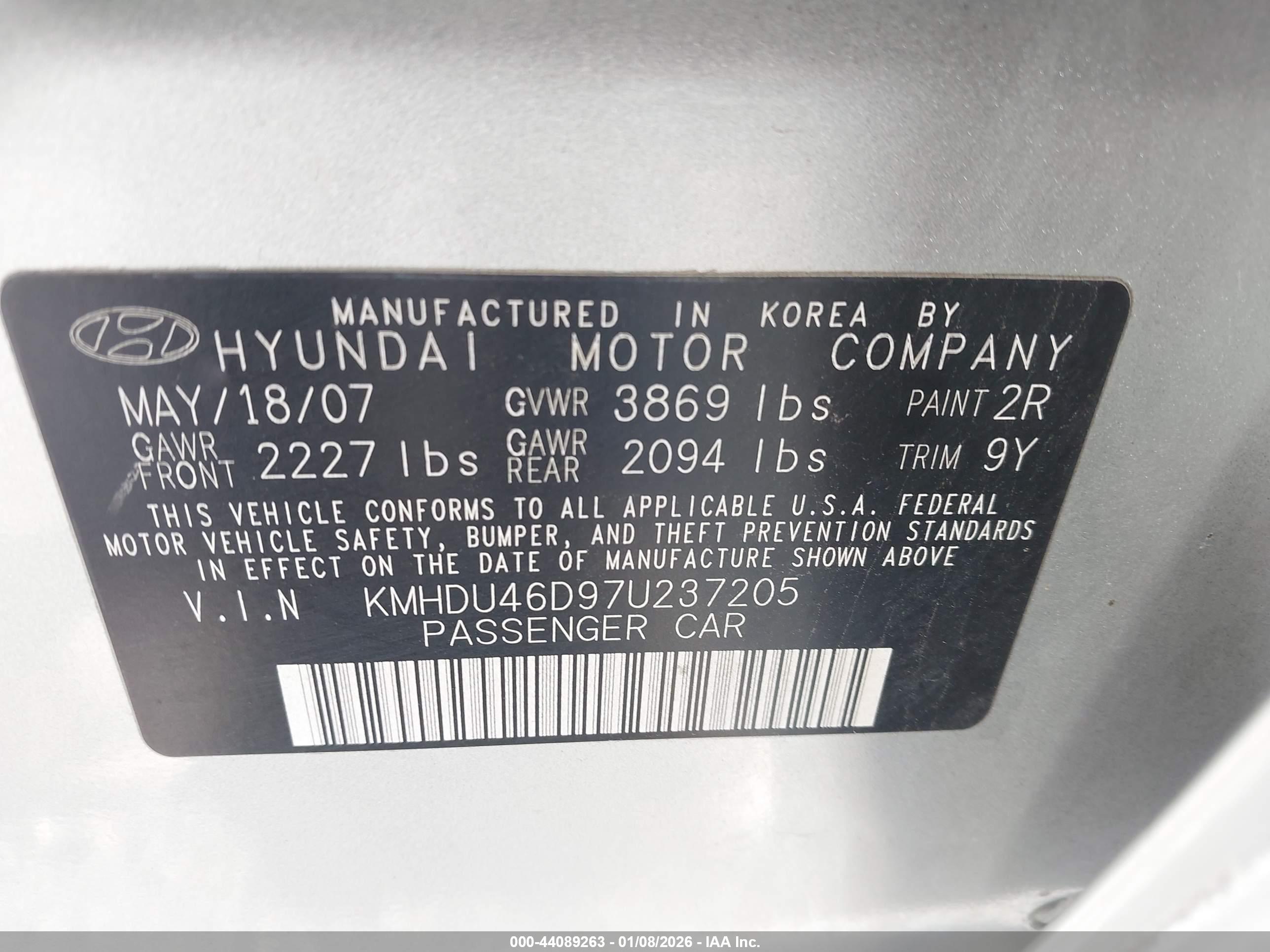 HYUNDAI ELANTRA image 9